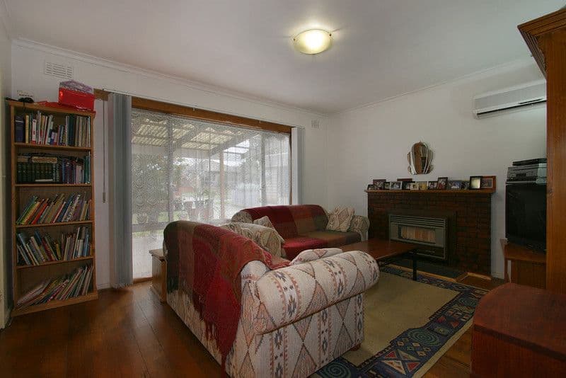 24 Arunta Crescent, CLARINDA VIC 3169, Clarinda - Thumbnail 3