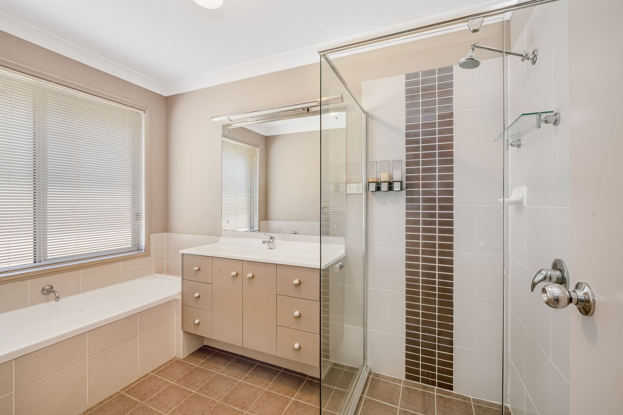 229 Denton Park Drive, Aberglasslyn NSW 2320, Aberglasslyn - Thumbnail 8