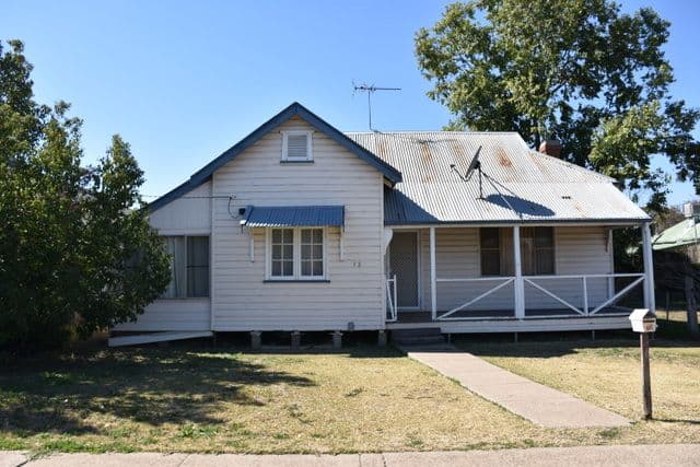 12 Auburn Street, Moree - Image 1
