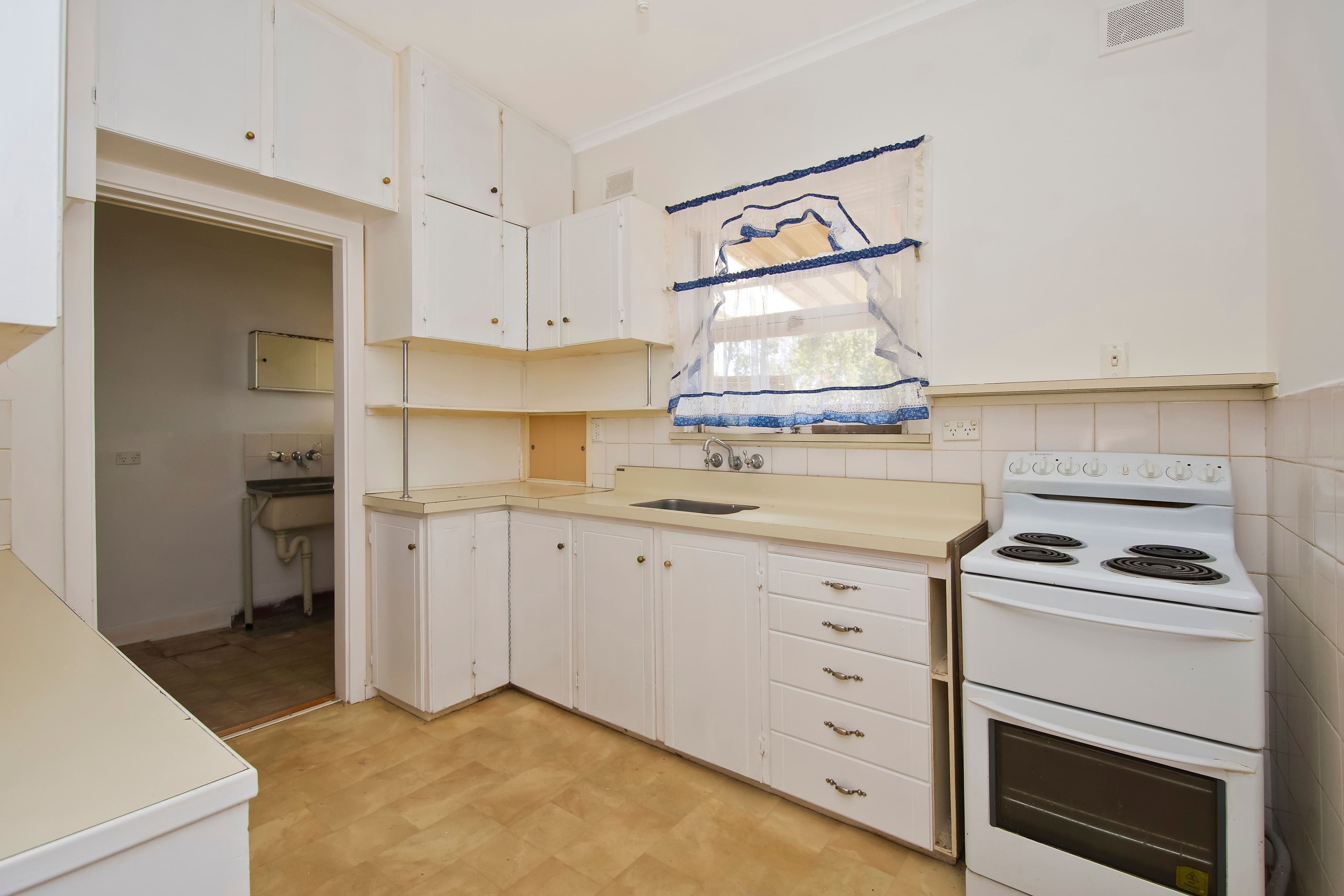 10 Coventry Road, Davoren Park SA 5113, Davoren Park - Thumbnail 2
