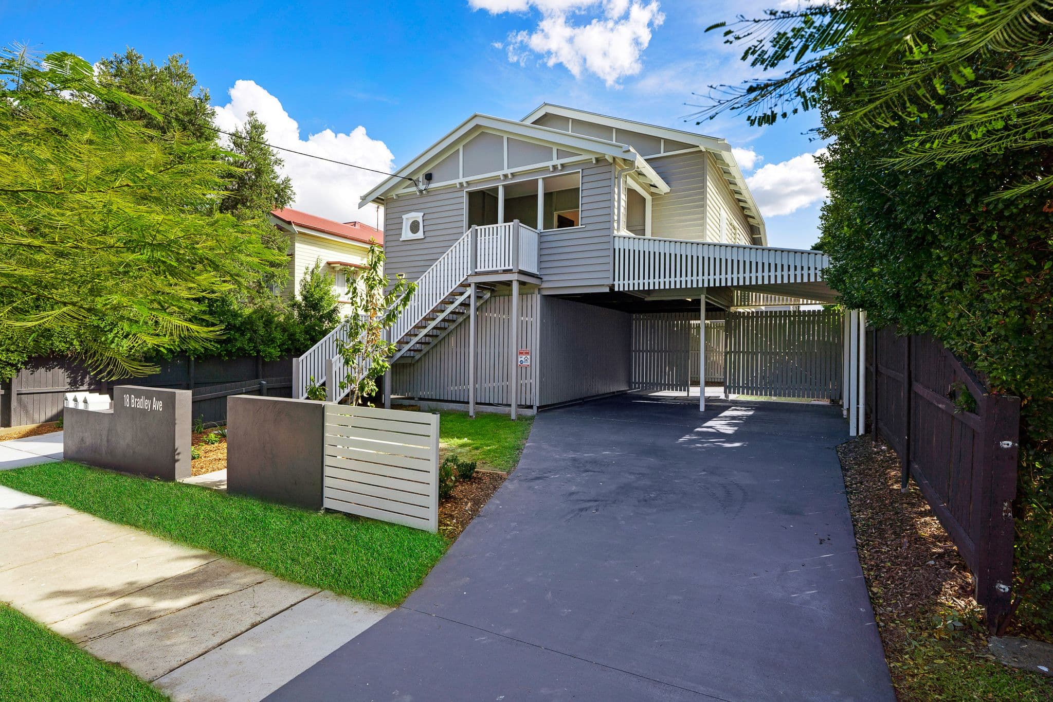 18 Bradley Avenue, Kedron QLD 4031, Kedron - Thumbnail 2