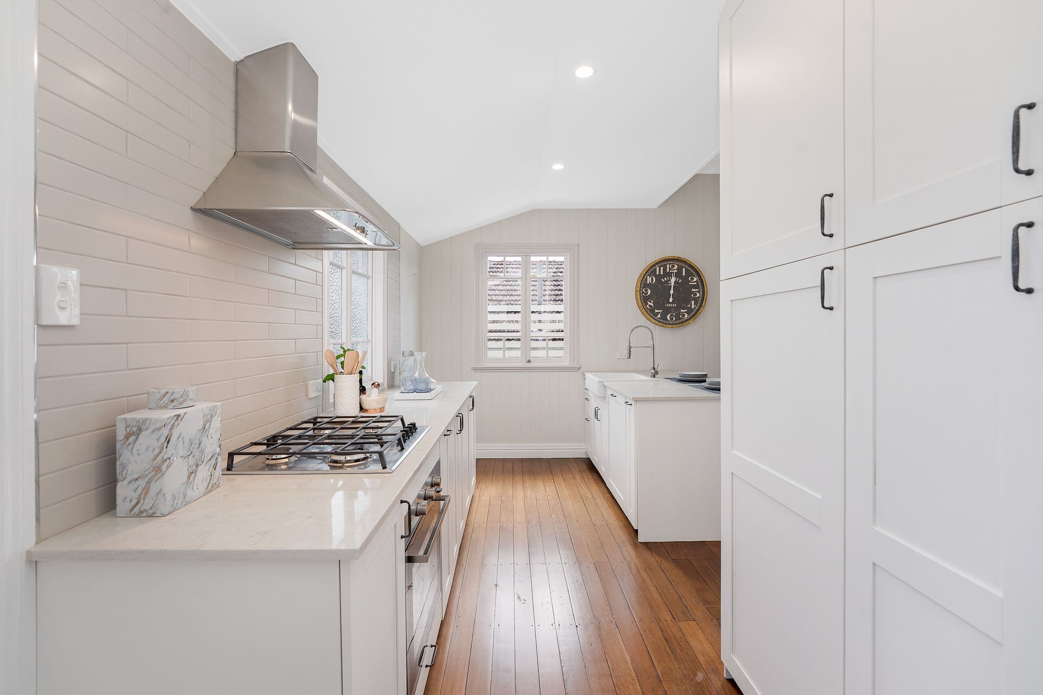 18 Bradley Avenue, Kedron QLD 4031, Kedron - Thumbnail 6