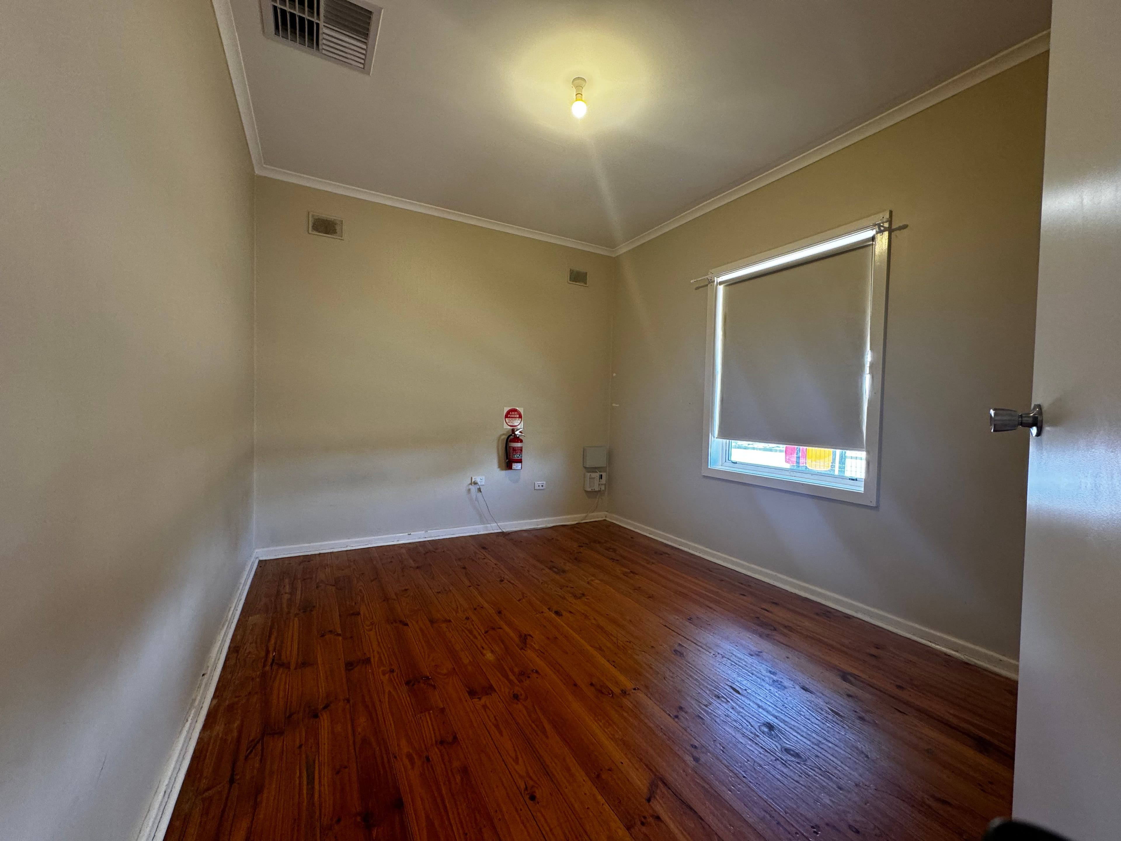 36 Seaview Road, Port Augusta SA 5700, Port Augusta - Thumbnail 4