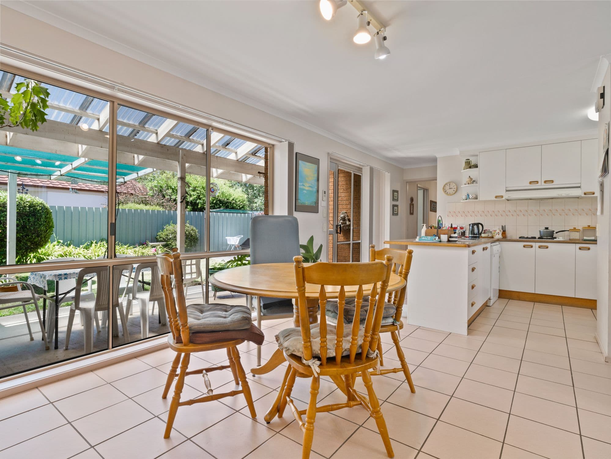 8 Saville Avenue, Lavington NSW 2641, Lavington - Thumbnail 2