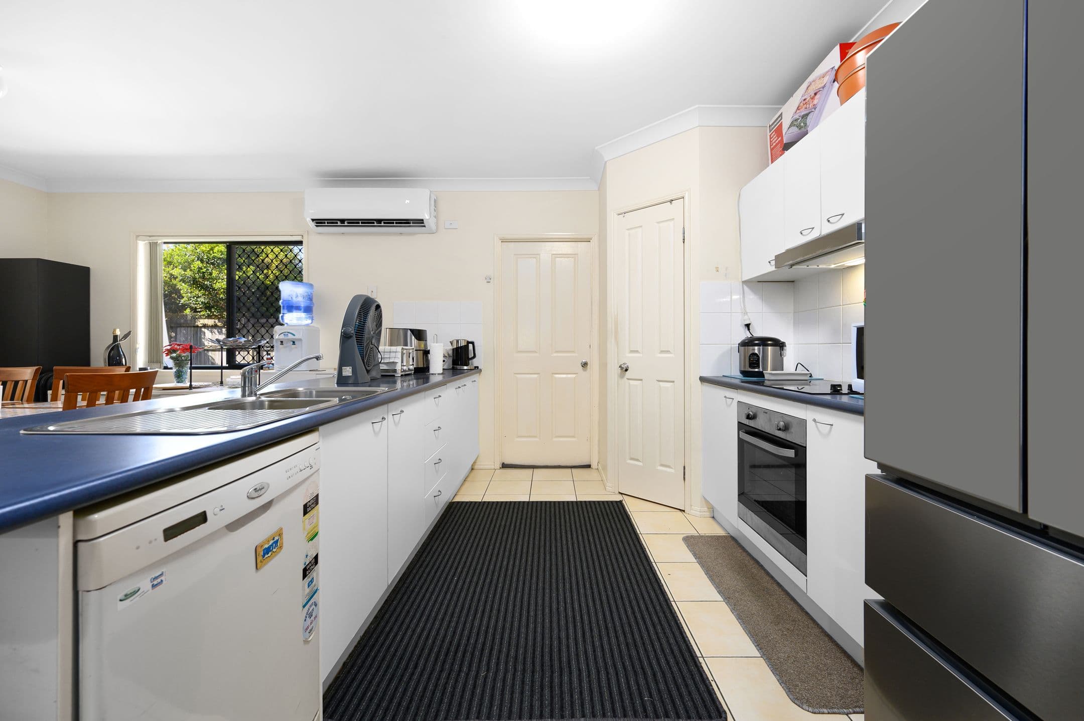 10 Dickinson Street, Upper Coomera QLD 4209, Upper Coomera - Thumbnail 4