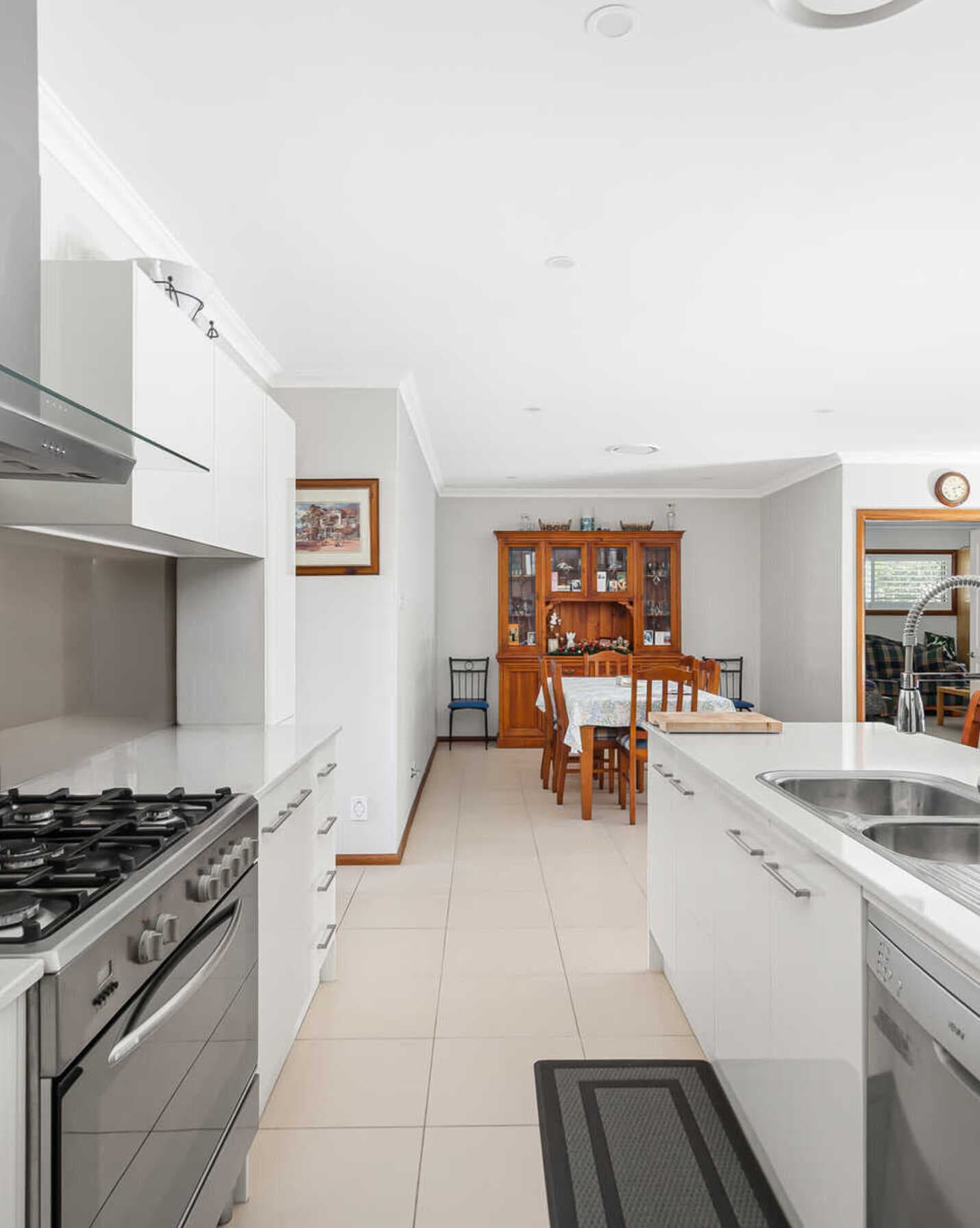 7 Glenbrae Court Rooty Hill, Hill - Thumbnail 2