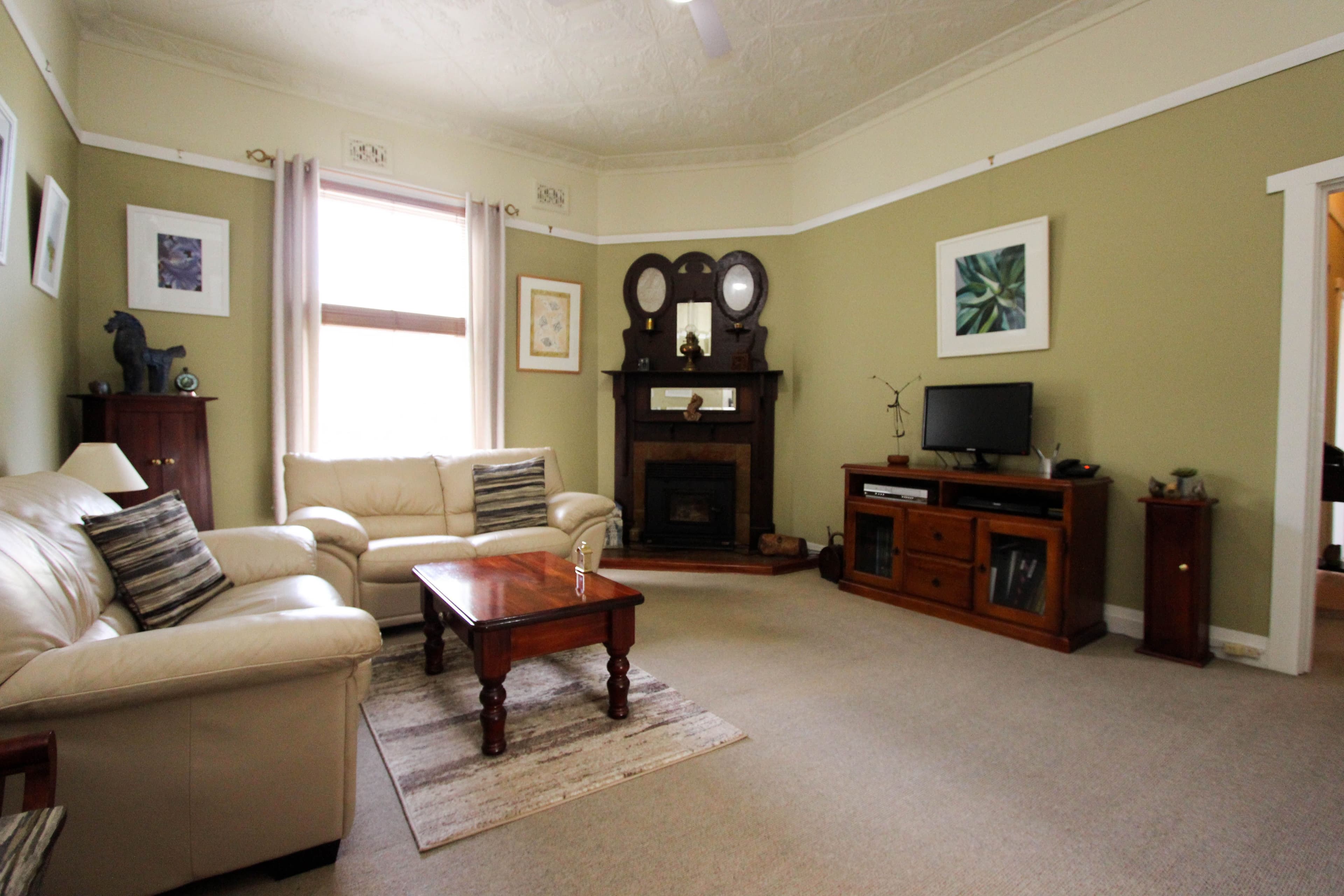 183 DeBoos Street, Temora NSW 2666, Temora - Thumbnail 3