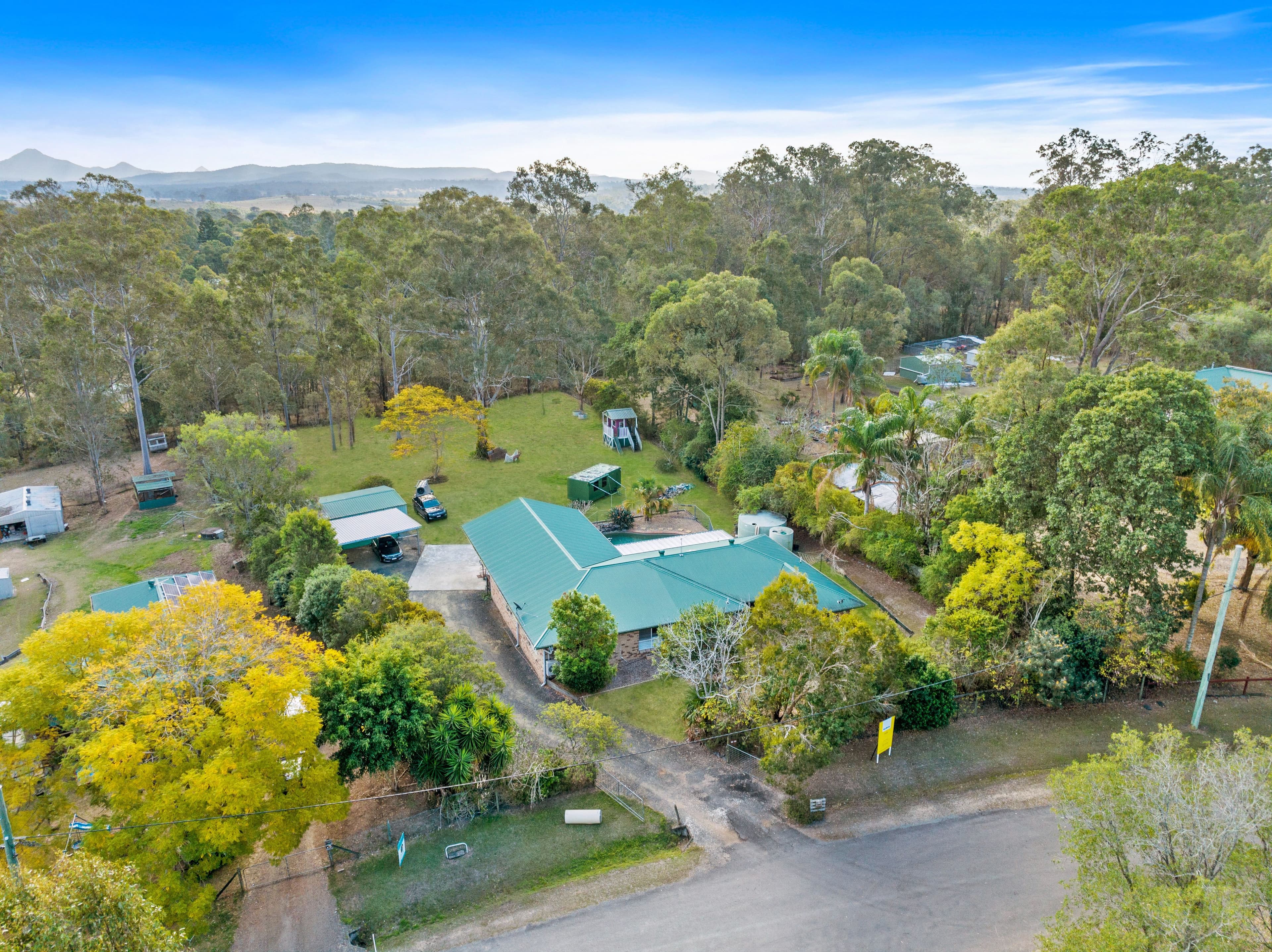70-72 Michelle Drive, Cedar Grove QLD 4285, Cedar Grove - Image 1