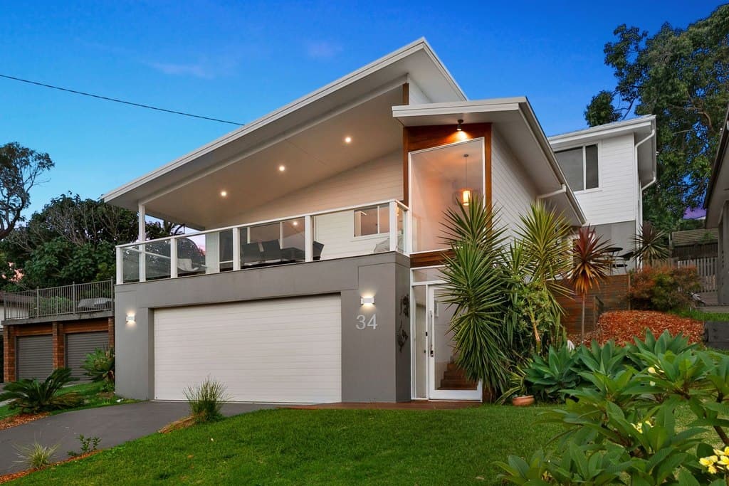34 Masefield Avenue, Bateau Bay - Image 1