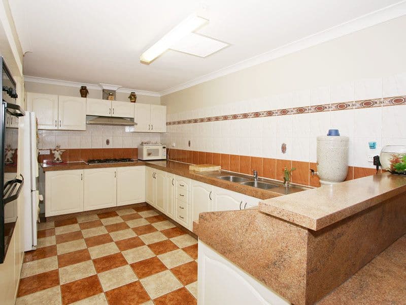 12 Koel Way, THORNLIE WA 6108, Thornlie - Thumbnail 2