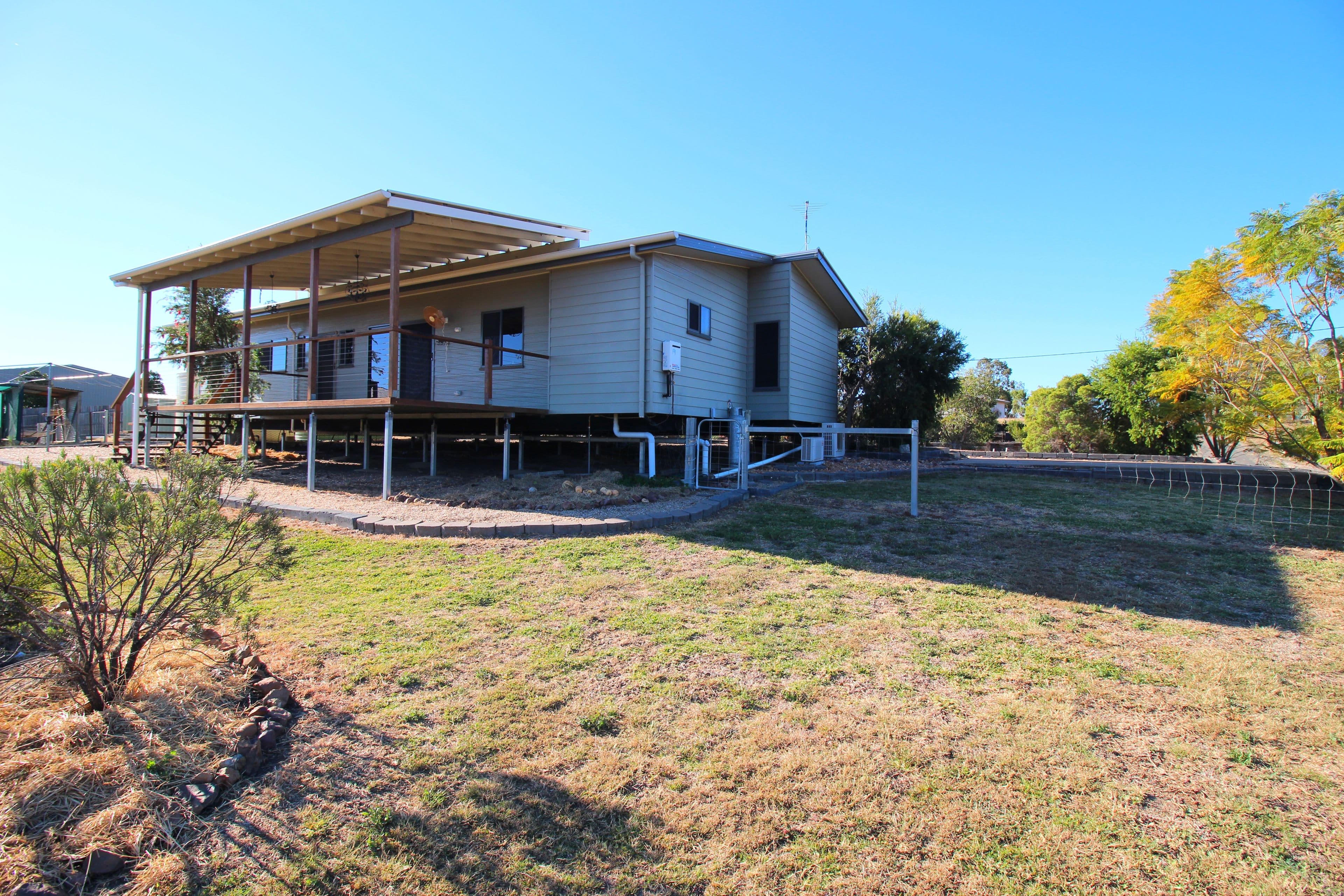 77 Patanga Place, Emerald QLD 4720, Emerald - Thumbnail 2
