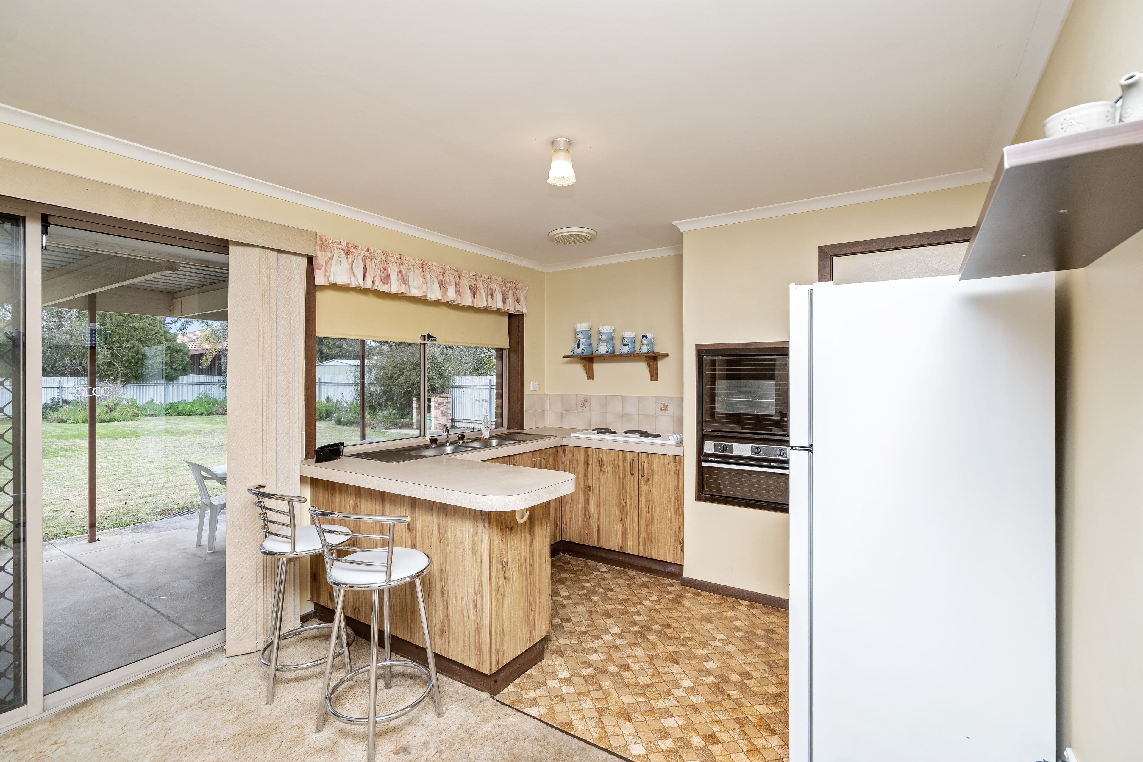30 Incarnie Crescent, Wagga Wagga NSW 2650, Wagga Wagga - Thumbnail 2