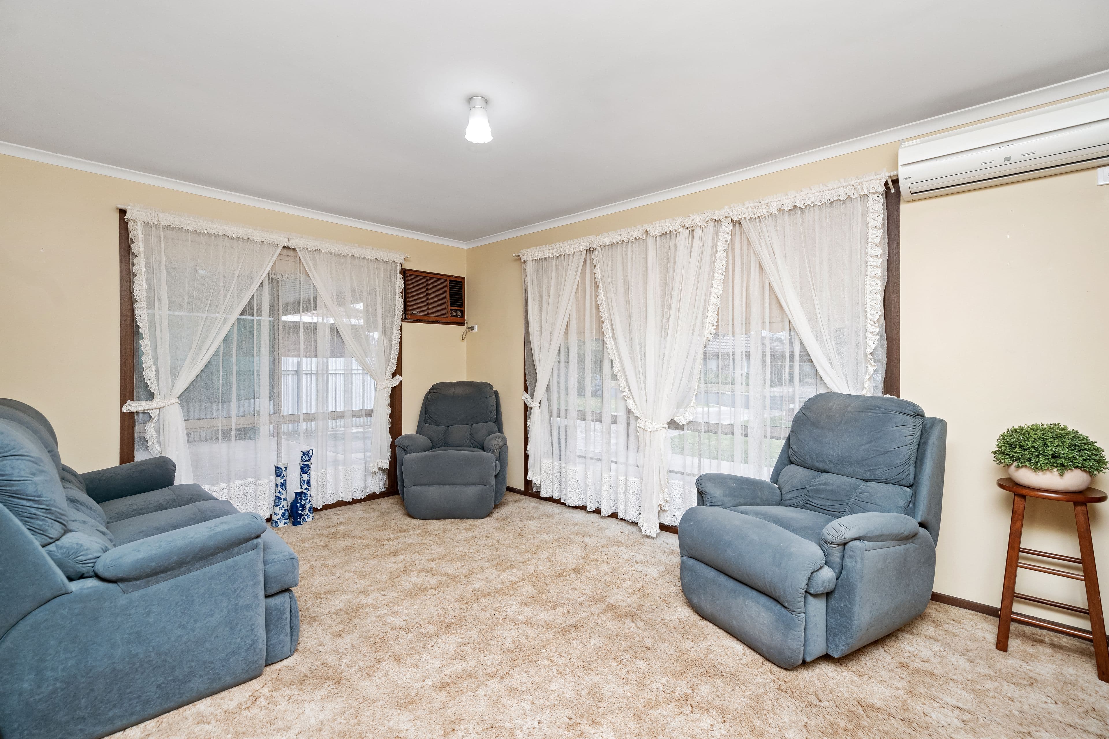 30 Incarnie Crescent, Wagga Wagga NSW 2650, Wagga Wagga - Thumbnail 4