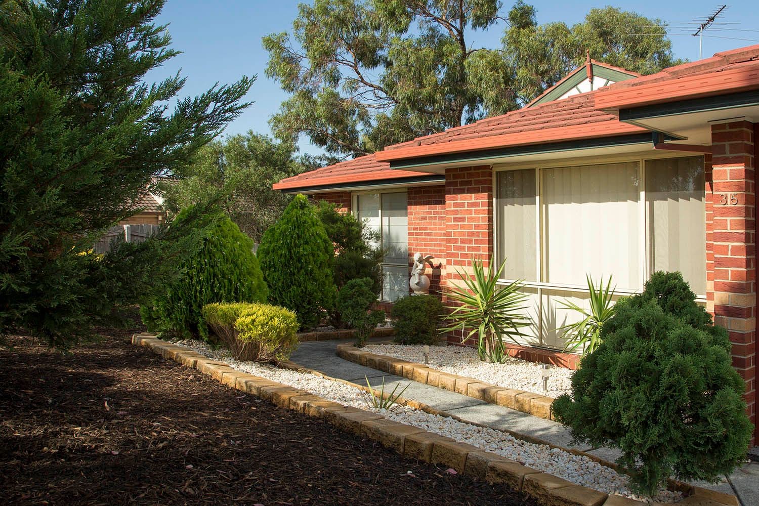 35 Lexton Drive, Langwarrin VIC 3910, Langwarrin - Thumbnail 3