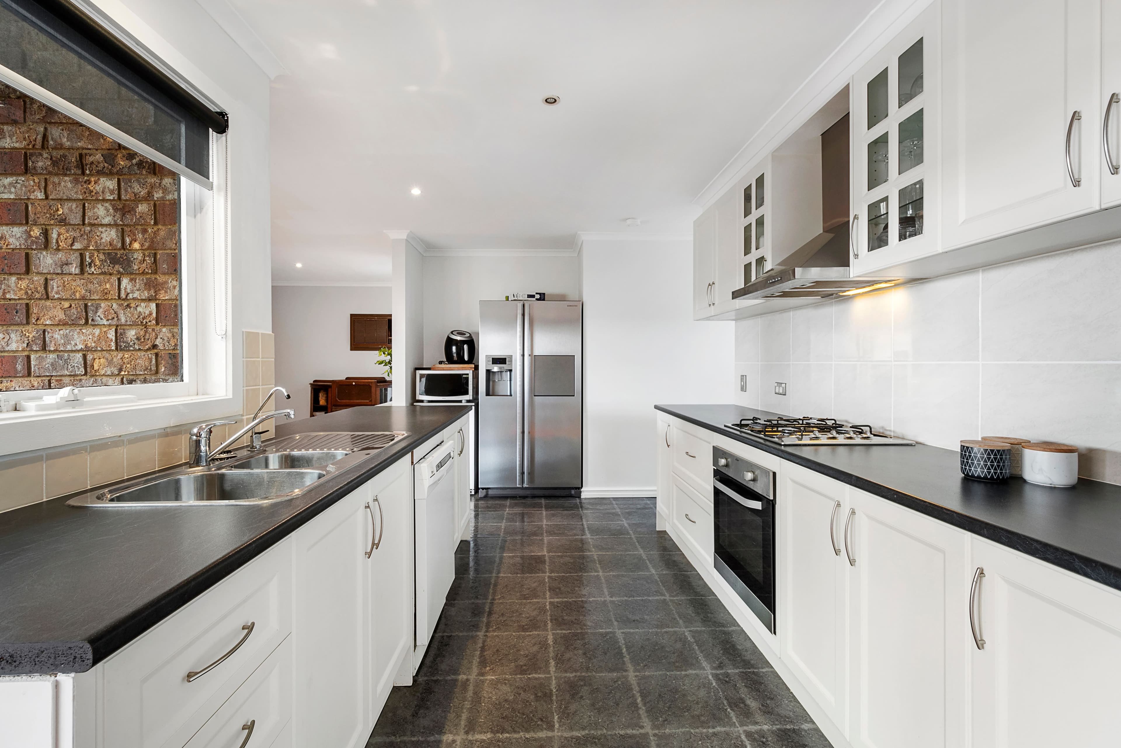 3 Warburton Court, Endeavour Hills VIC 3802, Endeavour Hills - Thumbnail 4