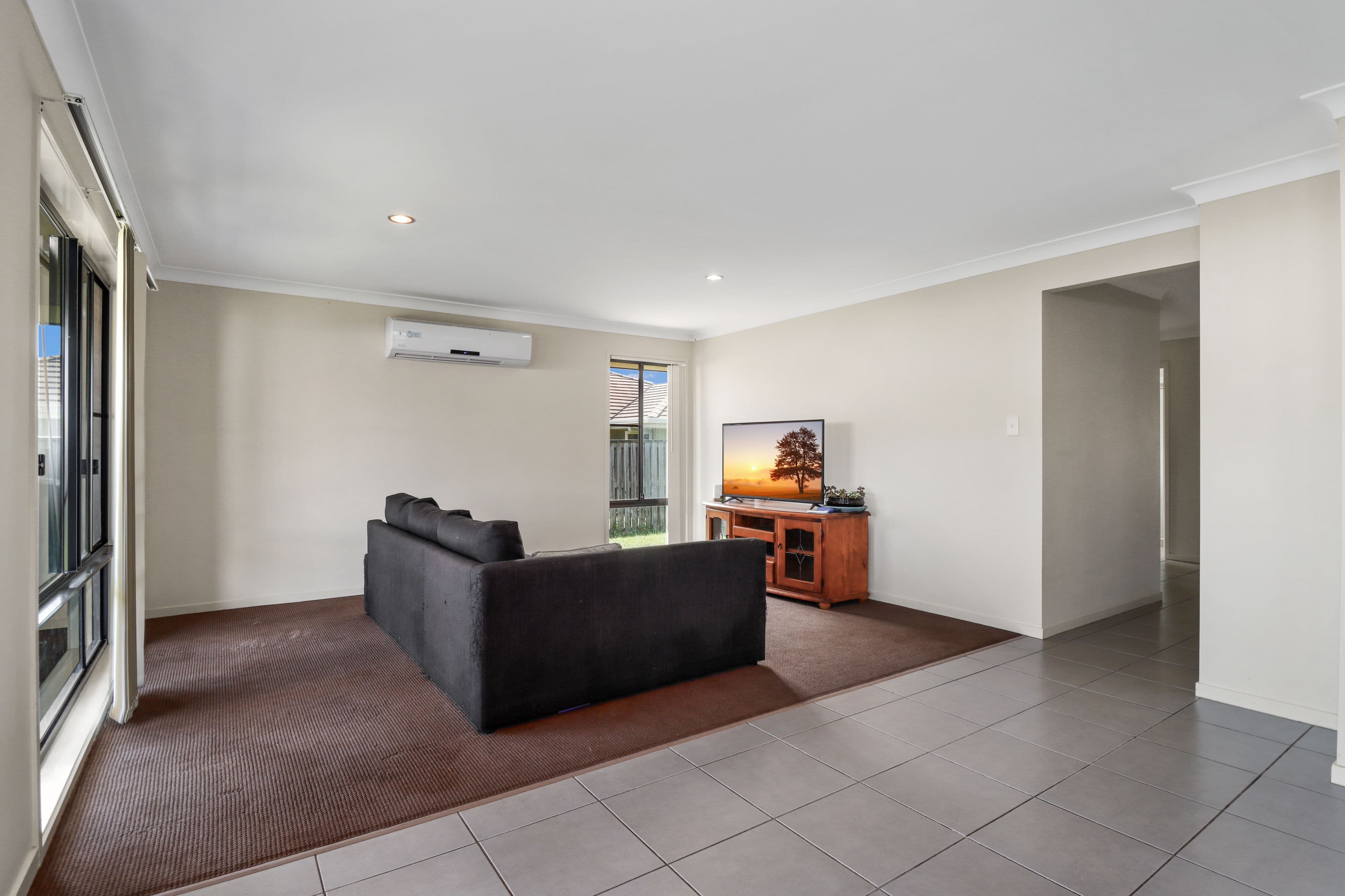 8 Parkhill Avenue, Wondunna QLD 4655, Wondunna - Thumbnail 4