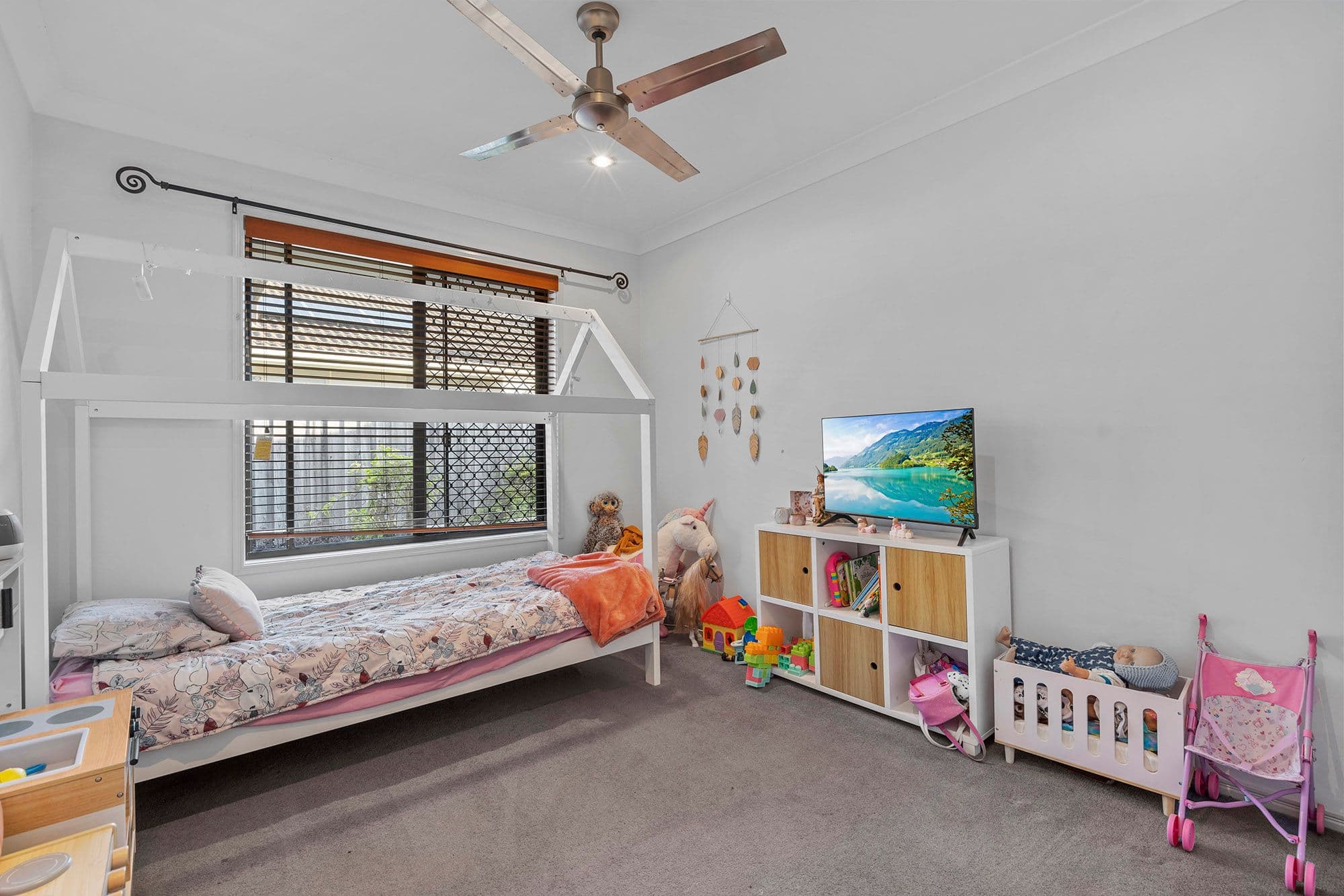 3 Lake Breeze Drive, Windaroo QLD 4207, Windaroo - Thumbnail 8