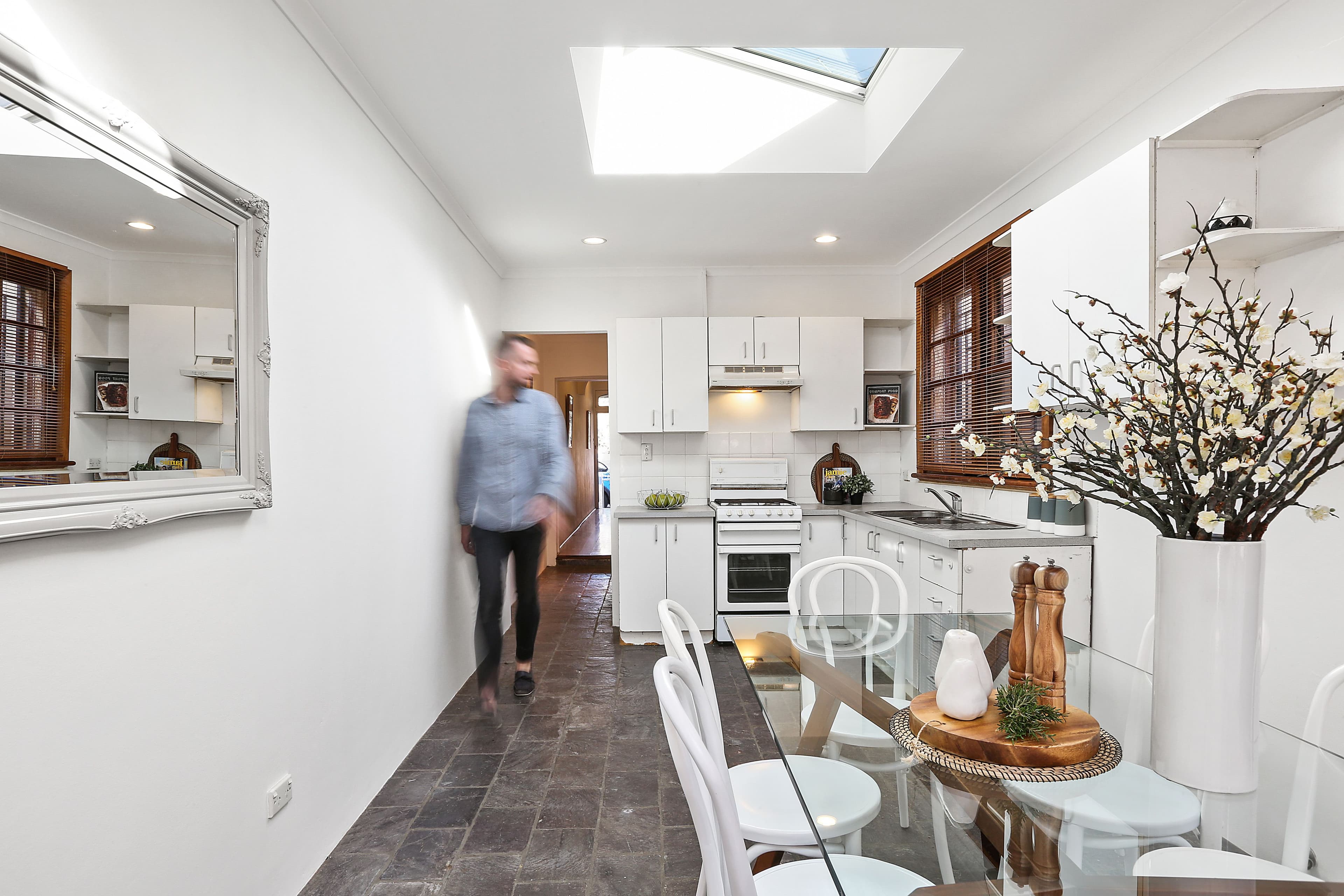 25 Margaret Street, Newtown - Thumbnail 5
