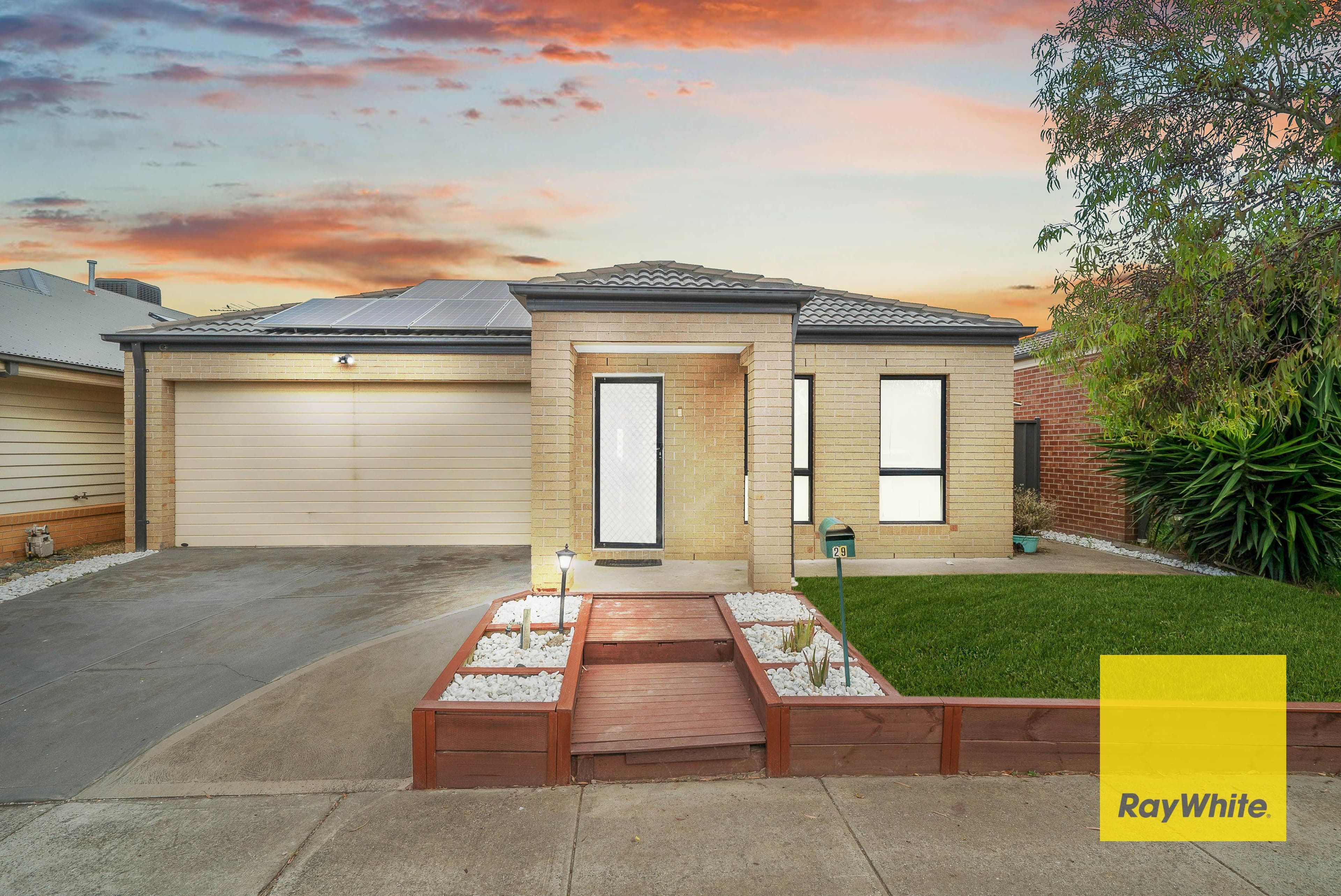 29 Elsmore Street, Tarneit VIC 3029, Tarneit - Thumbnail 2