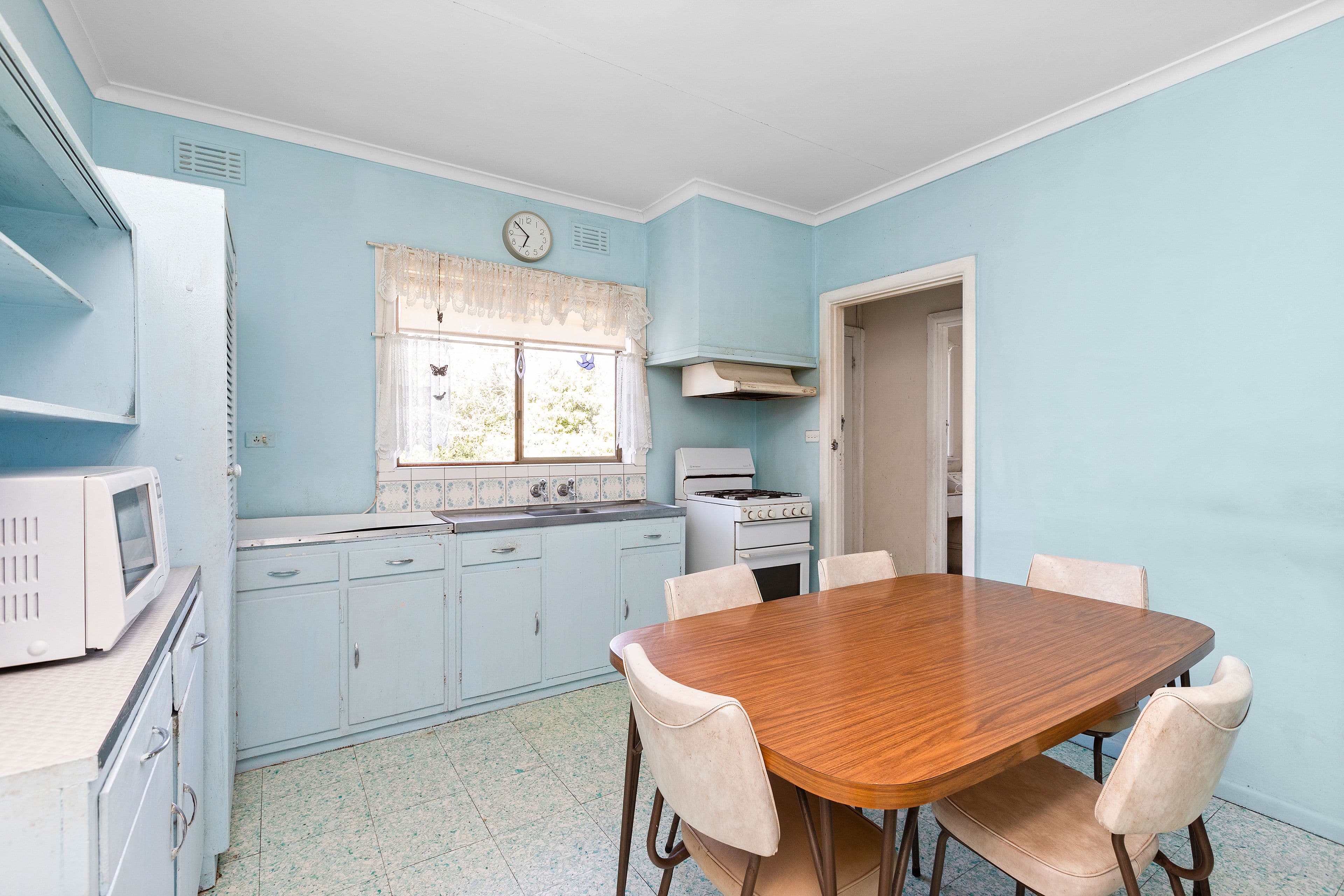 132 Wilson Street, Cheltenham VIC 3192, Cheltenham - Thumbnail 3