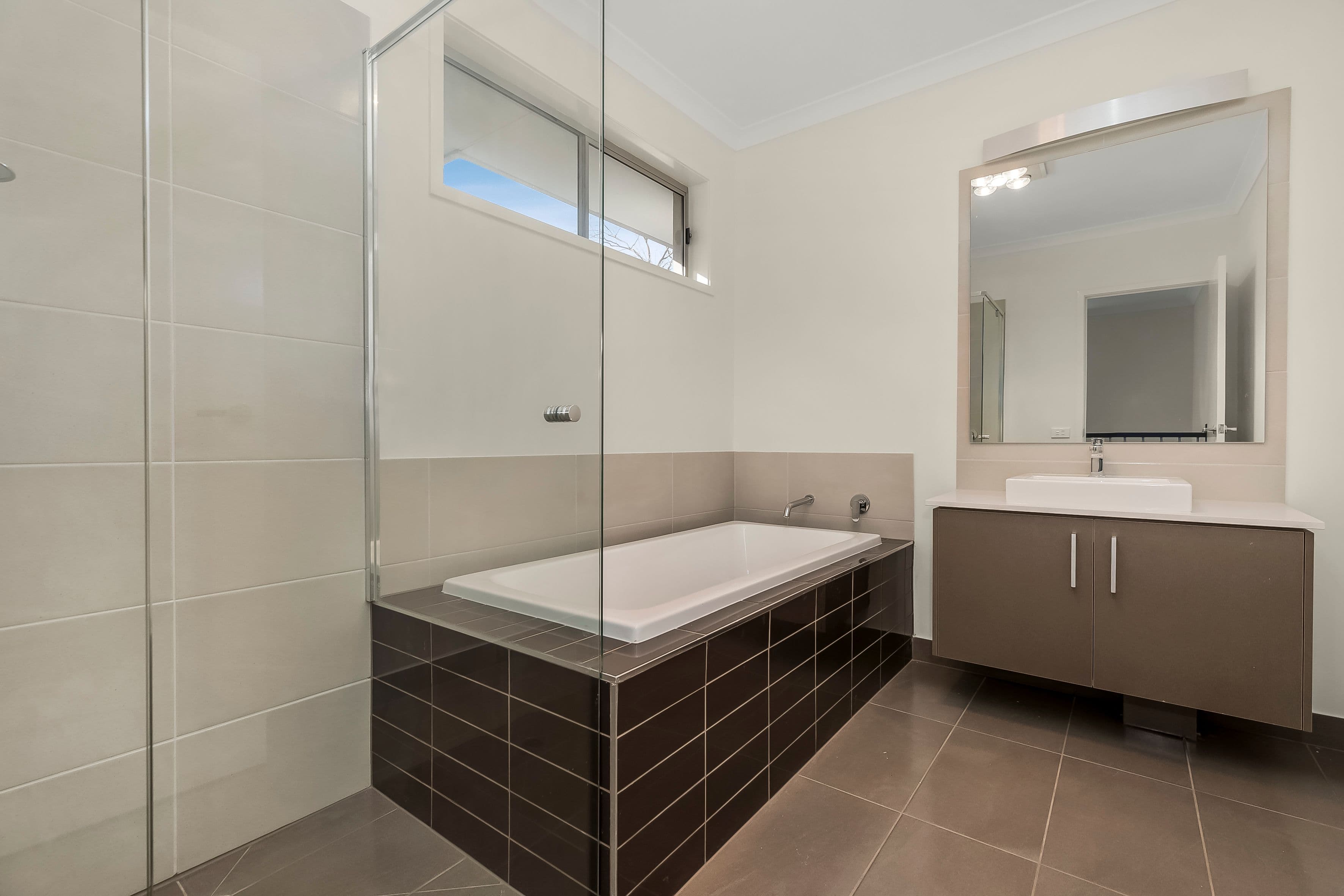 34 Kirstina Road, Glen Waverley VIC 3150, Glen Waverley - Thumbnail 4