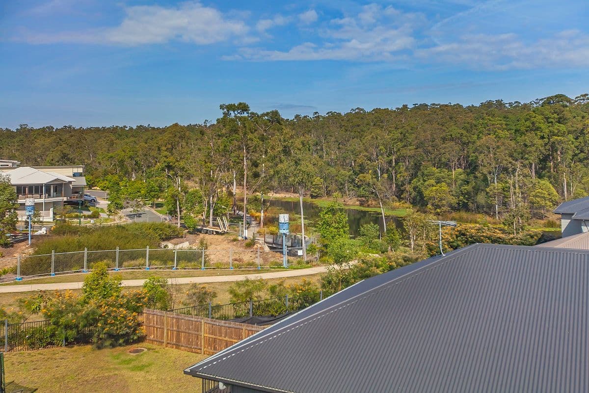 56 Waterside Drive, SPRINGFIELD LAKES QLD 4300, Springfield Lakes - Thumbnail 4