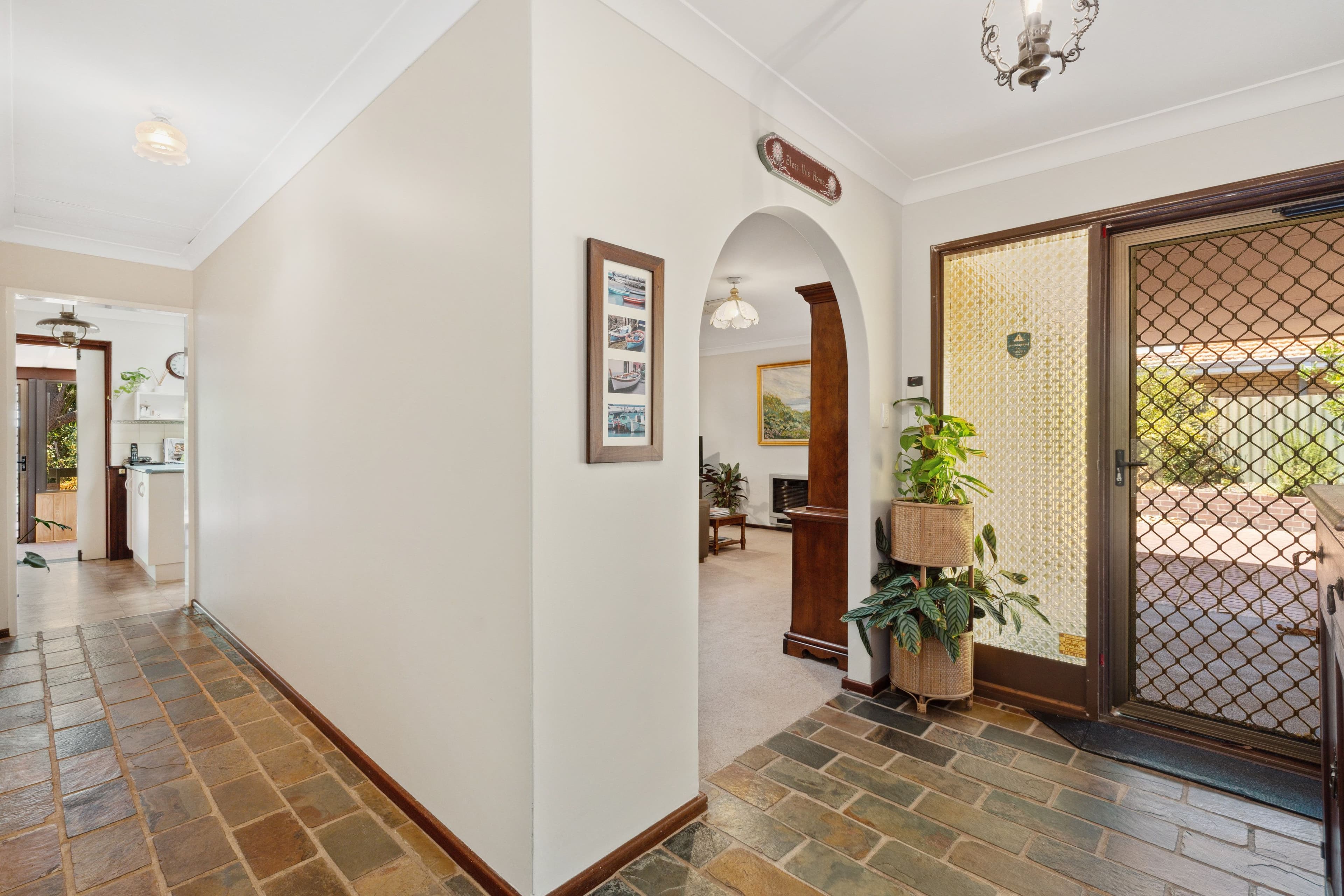 80 Barker Drive, Duncraig WA 6023, Duncraig - Thumbnail 2