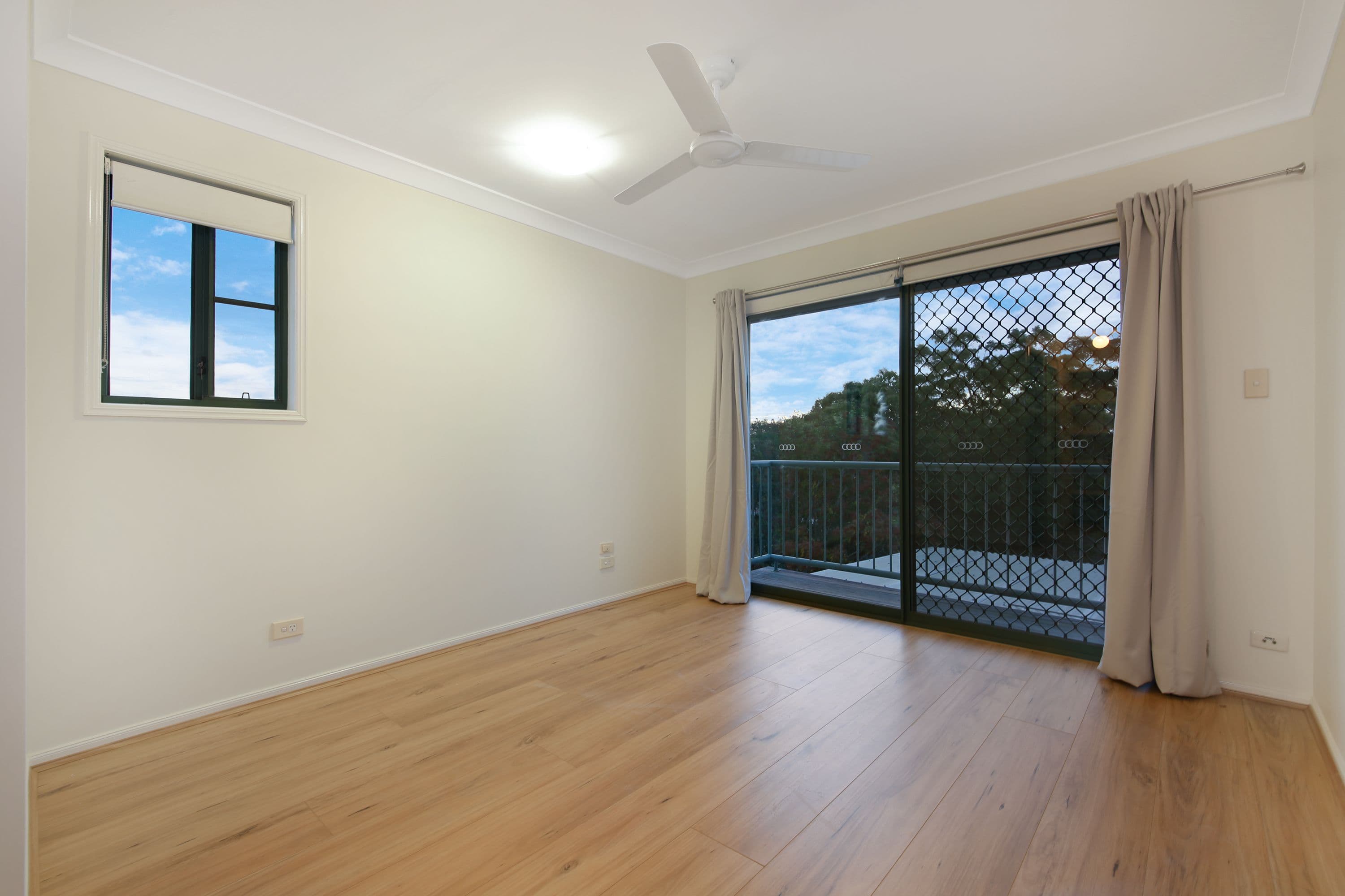 121 Greenacre Drive, Parkwood QLD 4214, Parkwood - Thumbnail 8