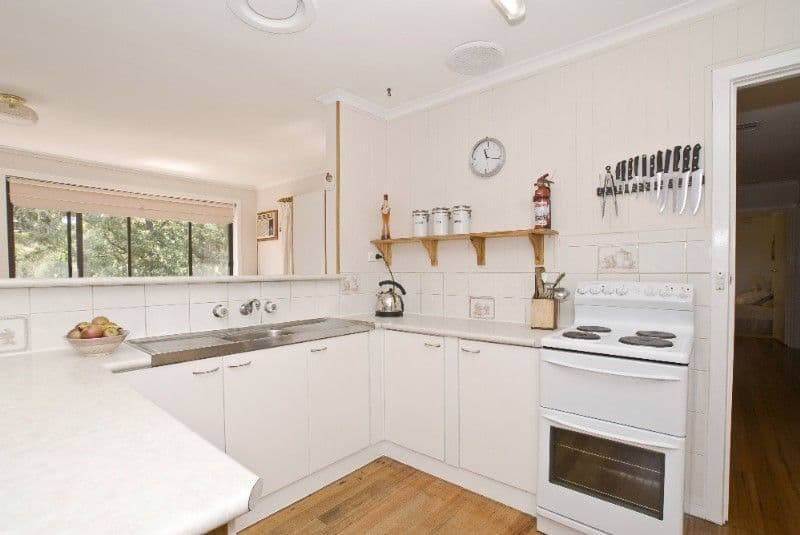 22 The Wallaby Run, CHIRNSIDE PARK VIC 3116, Chirnside Park - Thumbnail 3