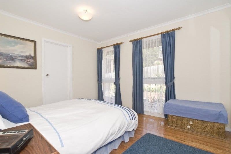 22 The Wallaby Run, CHIRNSIDE PARK VIC 3116, Chirnside Park - Thumbnail 8
