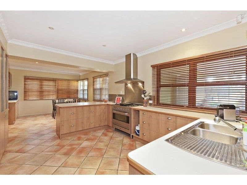 78 Ford Road, ROCHEDALE QLD 4123, Rochedale - Thumbnail 4