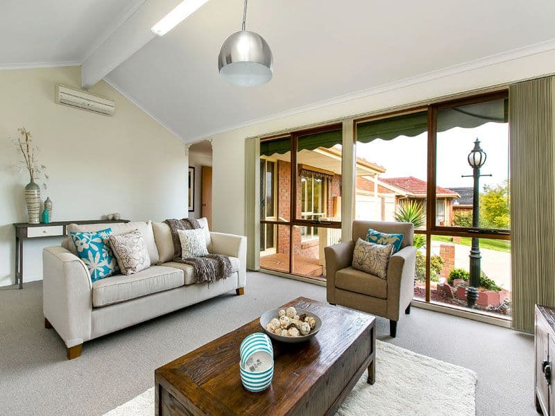 8 Lauren Close, DINGLEY VILLAGE VIC 3172, Dingley Village - Thumbnail 3