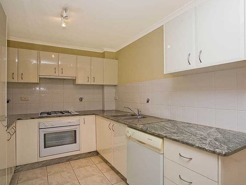 227  President Avenue, MIRANDA NSW 2228, Miranda - Thumbnail 6