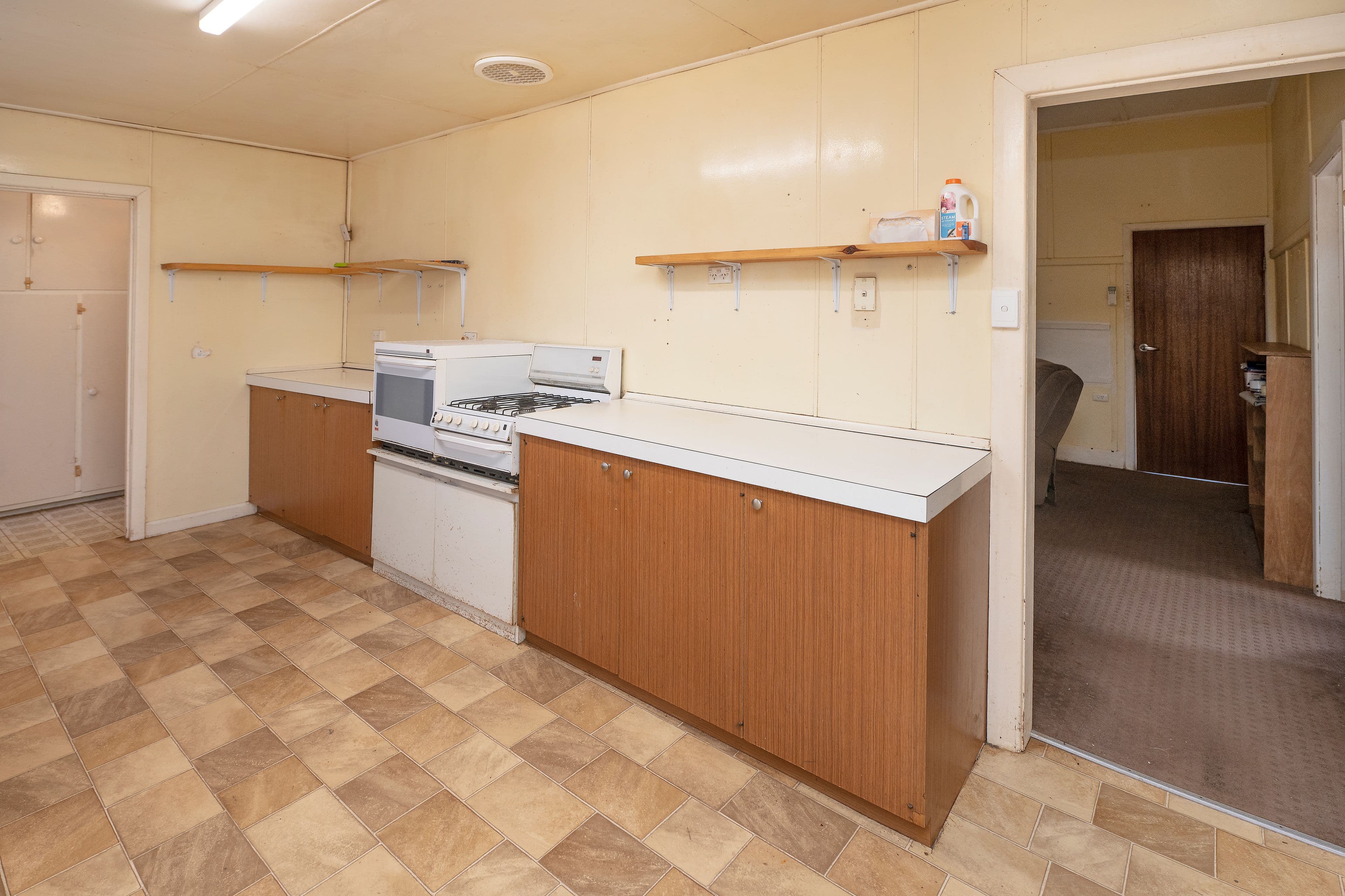 2 Howard Street, Sea Lake VIC 3533, Sea Lake - Thumbnail 7