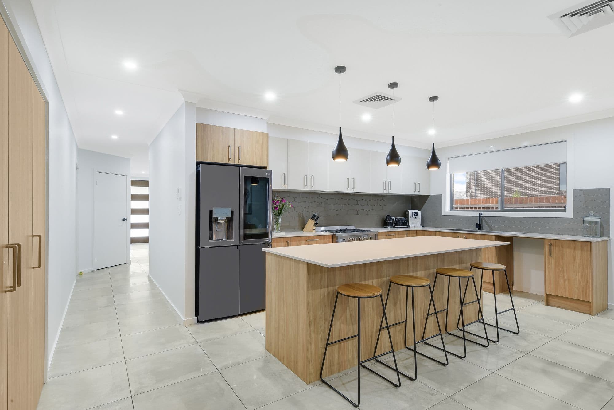 32 Glendiver Street, Gledswood Hills - Thumbnail 4