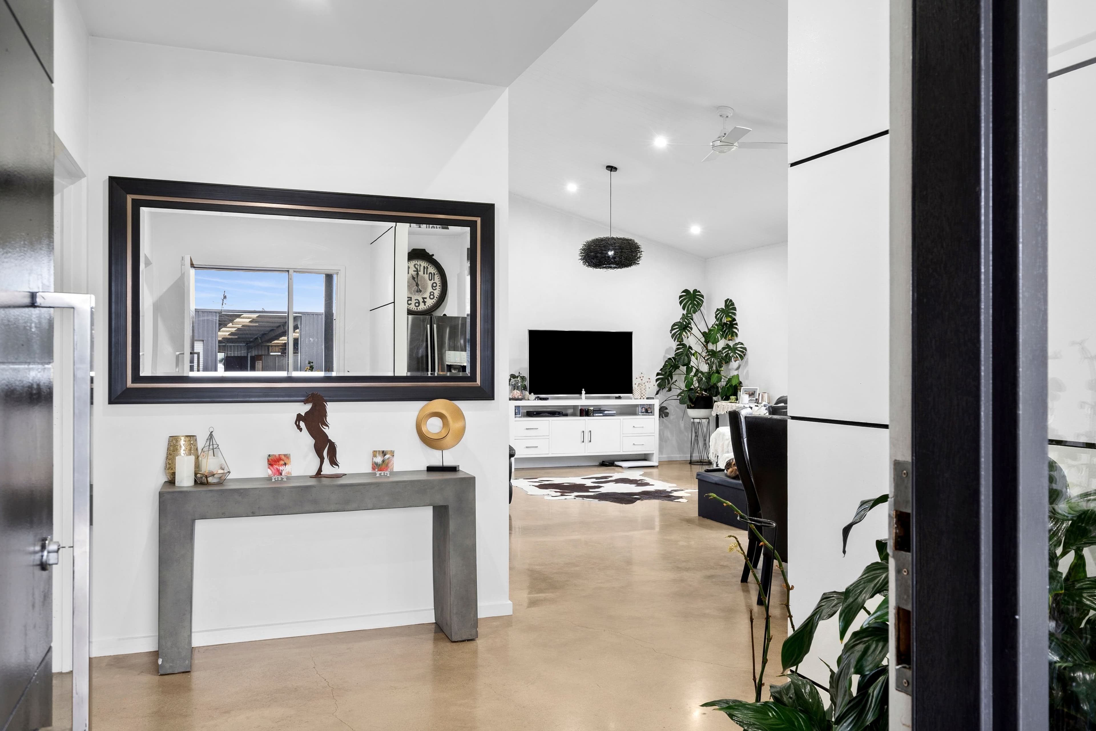 44 Marriner Street, Colac VIC 3250, Colac East - Thumbnail 3