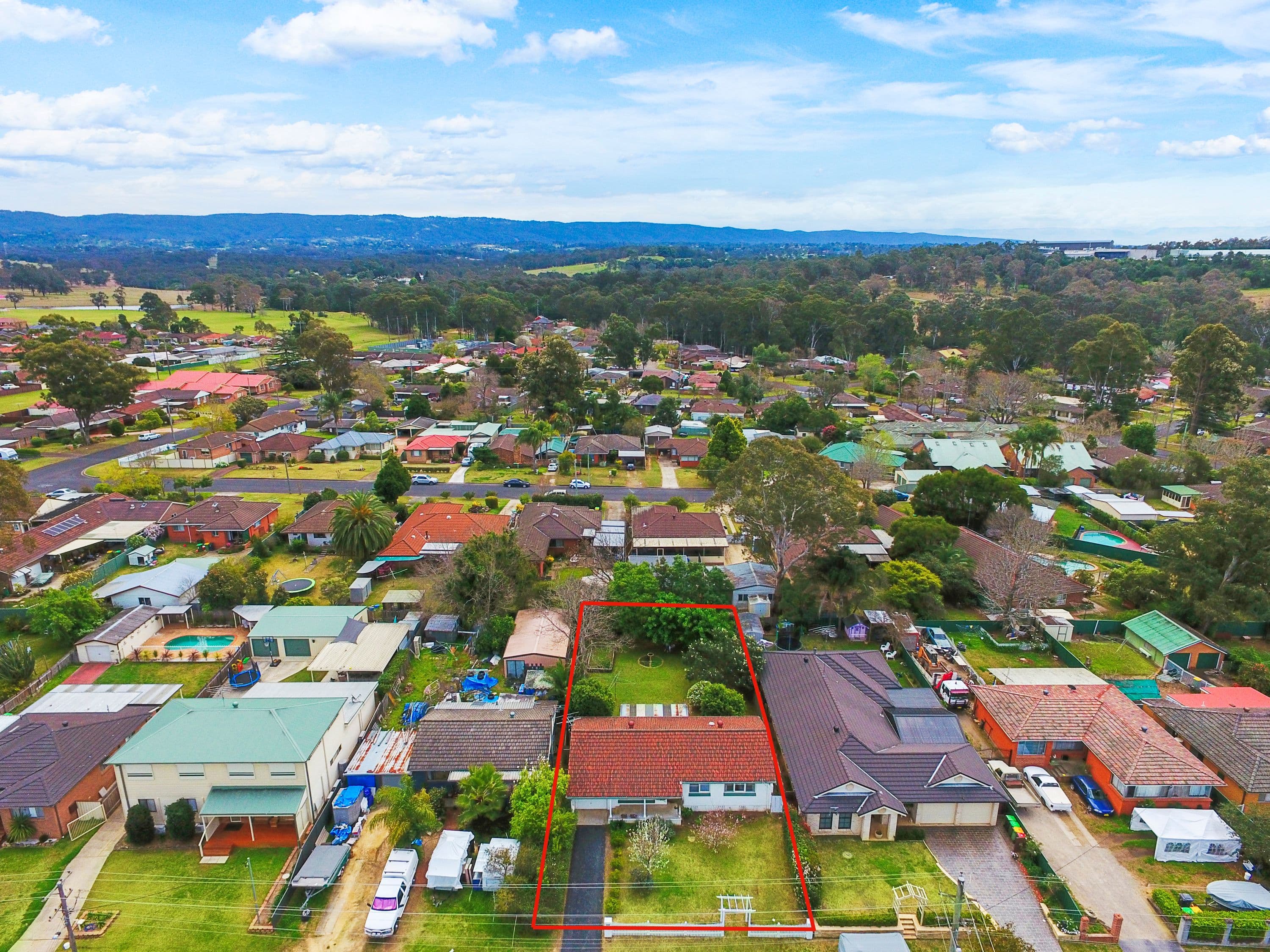 10 Tyne Crescent, North Richmond - Thumbnail 3