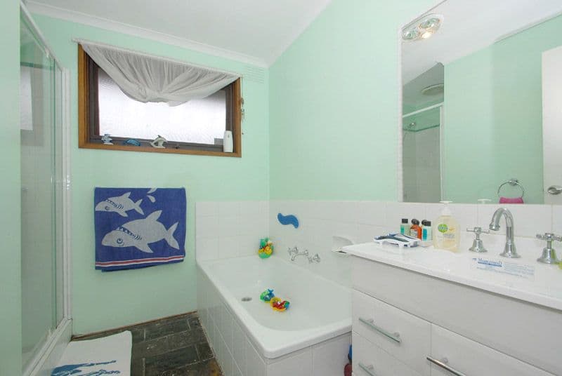 32 Quarrion Drive, CARRUM DOWNS VIC 3201, Carrum Downs - Thumbnail 5