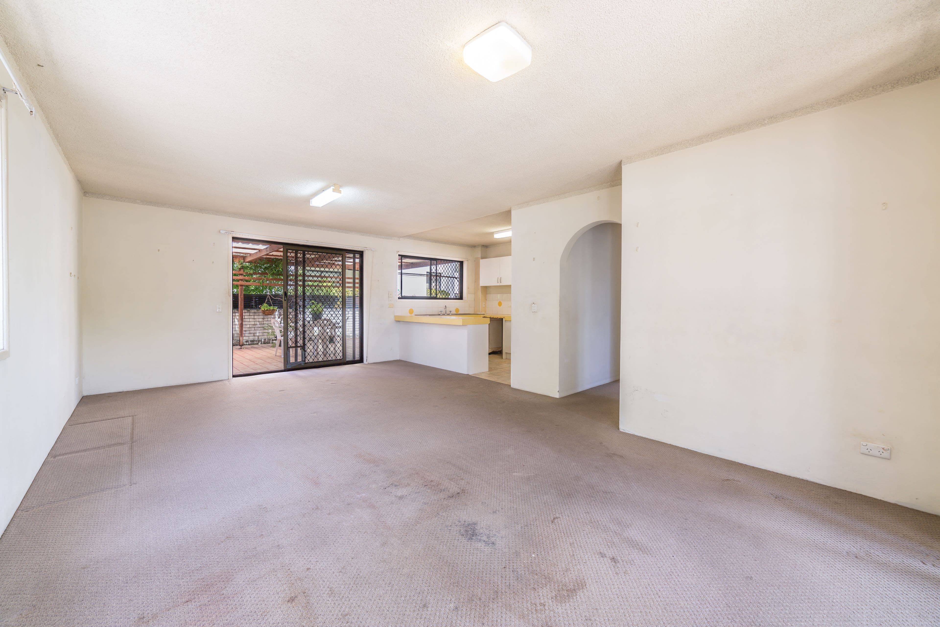 45 Meron Street, Southport QLD 4215, Southport - Thumbnail 2