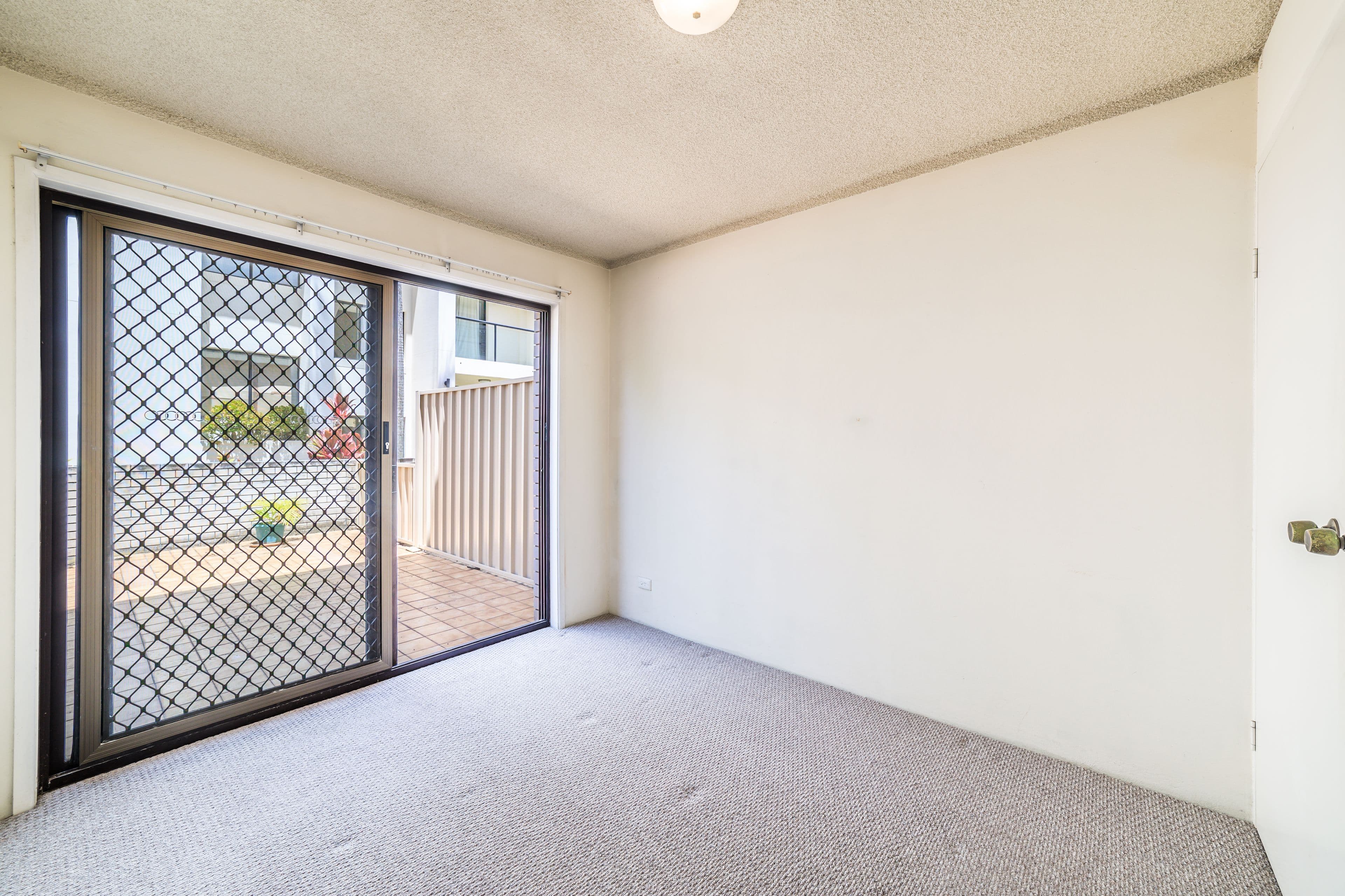 45 Meron Street, Southport QLD 4215, Southport - Thumbnail 7