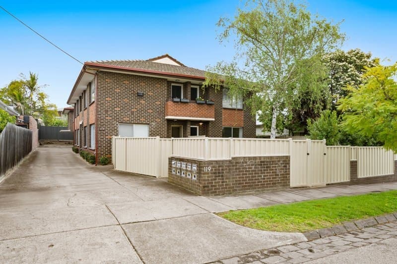 4 Marco Polo Street, Essendon - Image 1