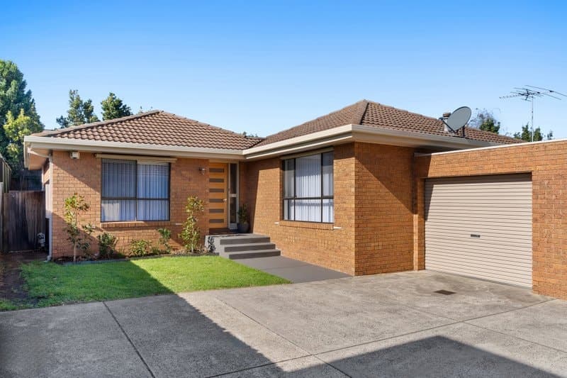 4 Marco Polo Street, Essendon - Thumbnail 2