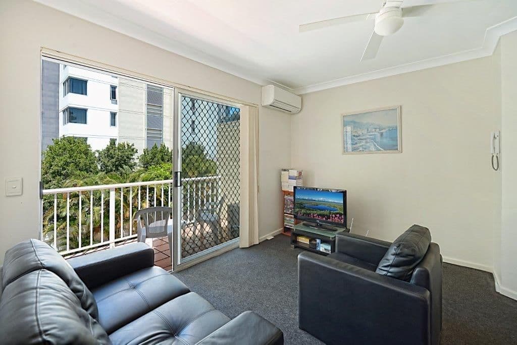 33 Cypress Avenue, Surfers Paradise QLD 4217, Surfers Paradise - Image 1
