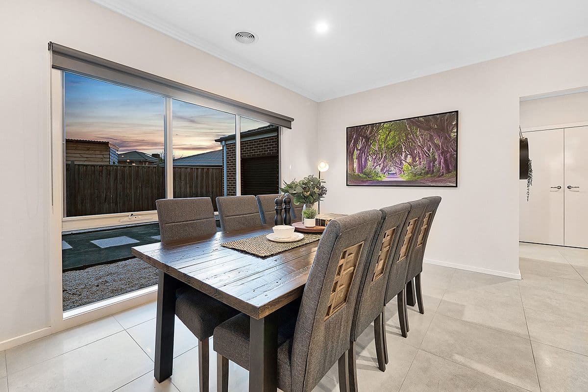 7 Woodstock Drive, Cranbourne North VIC 3977, Cranbourne North - Thumbnail 7