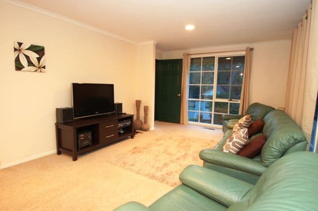 40 Calrossie Avenue, MONTMORENCY VIC 3094, Montmorency - Thumbnail 5