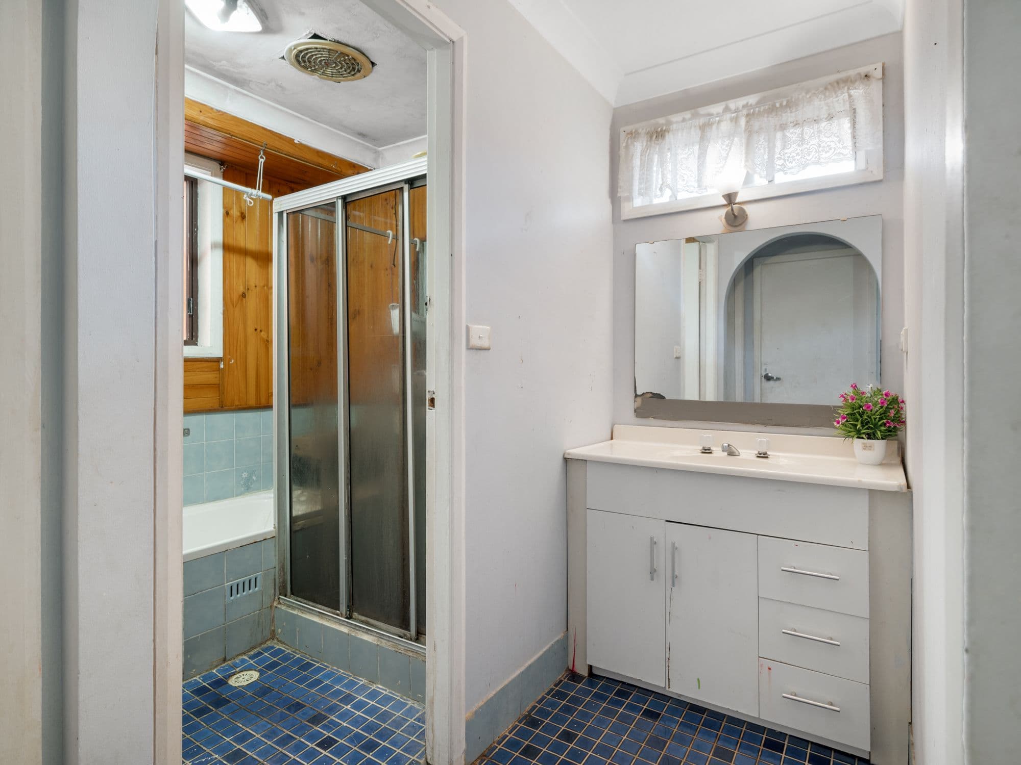 27 Fitzgibbon Lane, Rosemeadow NSW 2560, Rosemeadow - Thumbnail 6