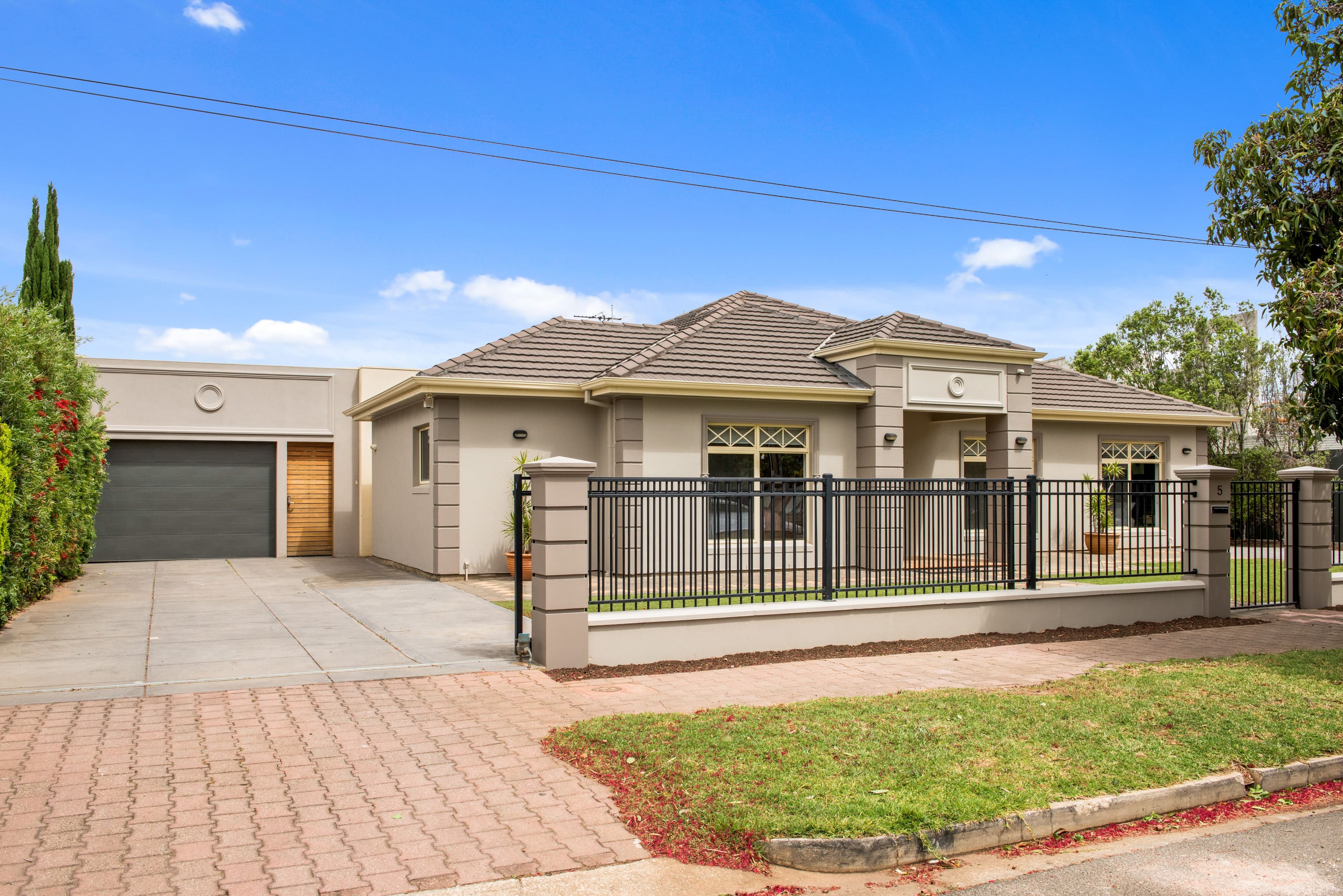 232 A and B Nicholson Street, Footscray - Image 1