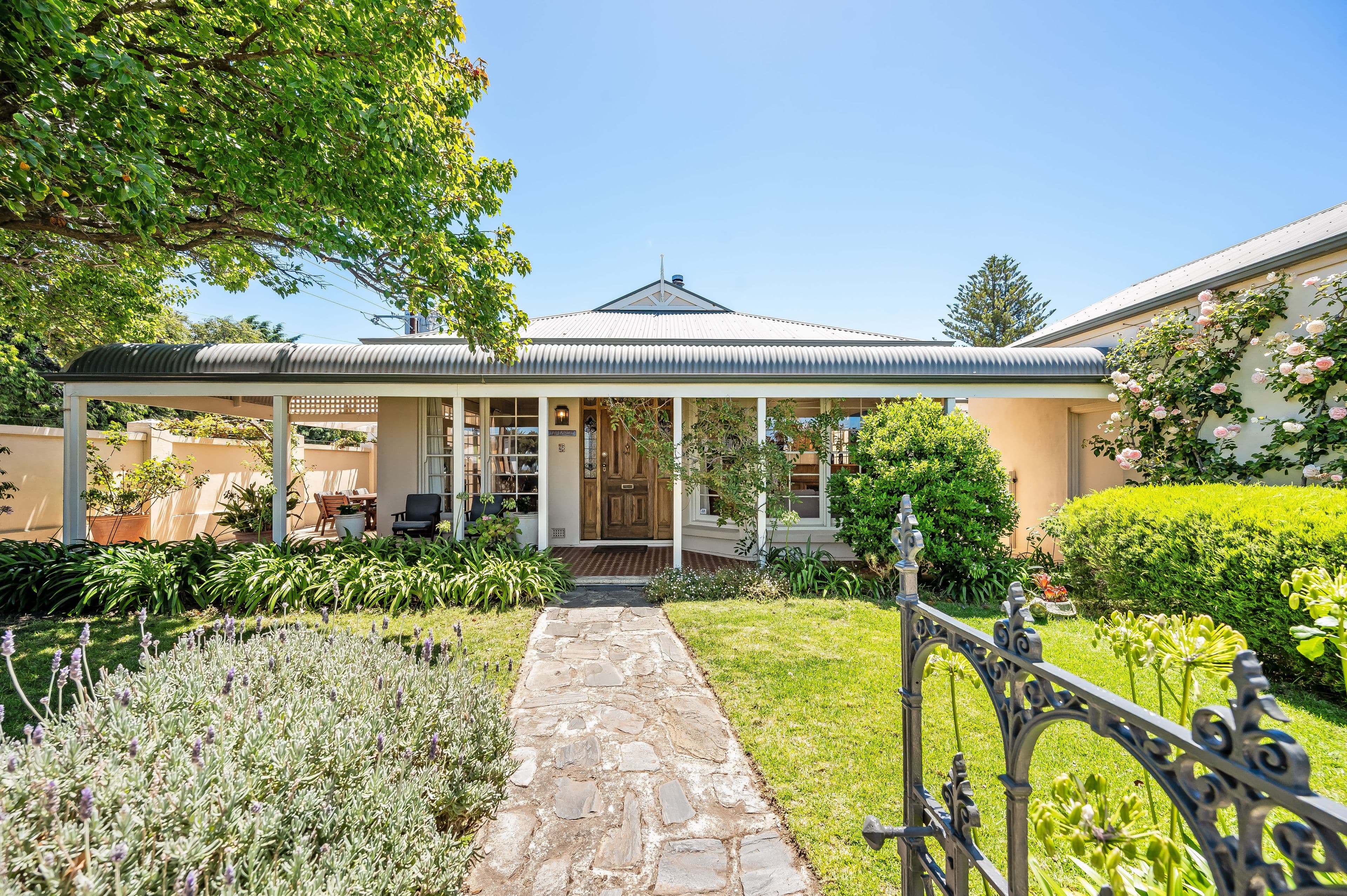 45 Newland Street, Victor Harbor SA 5211, Victor Harbor - Thumbnail 2
