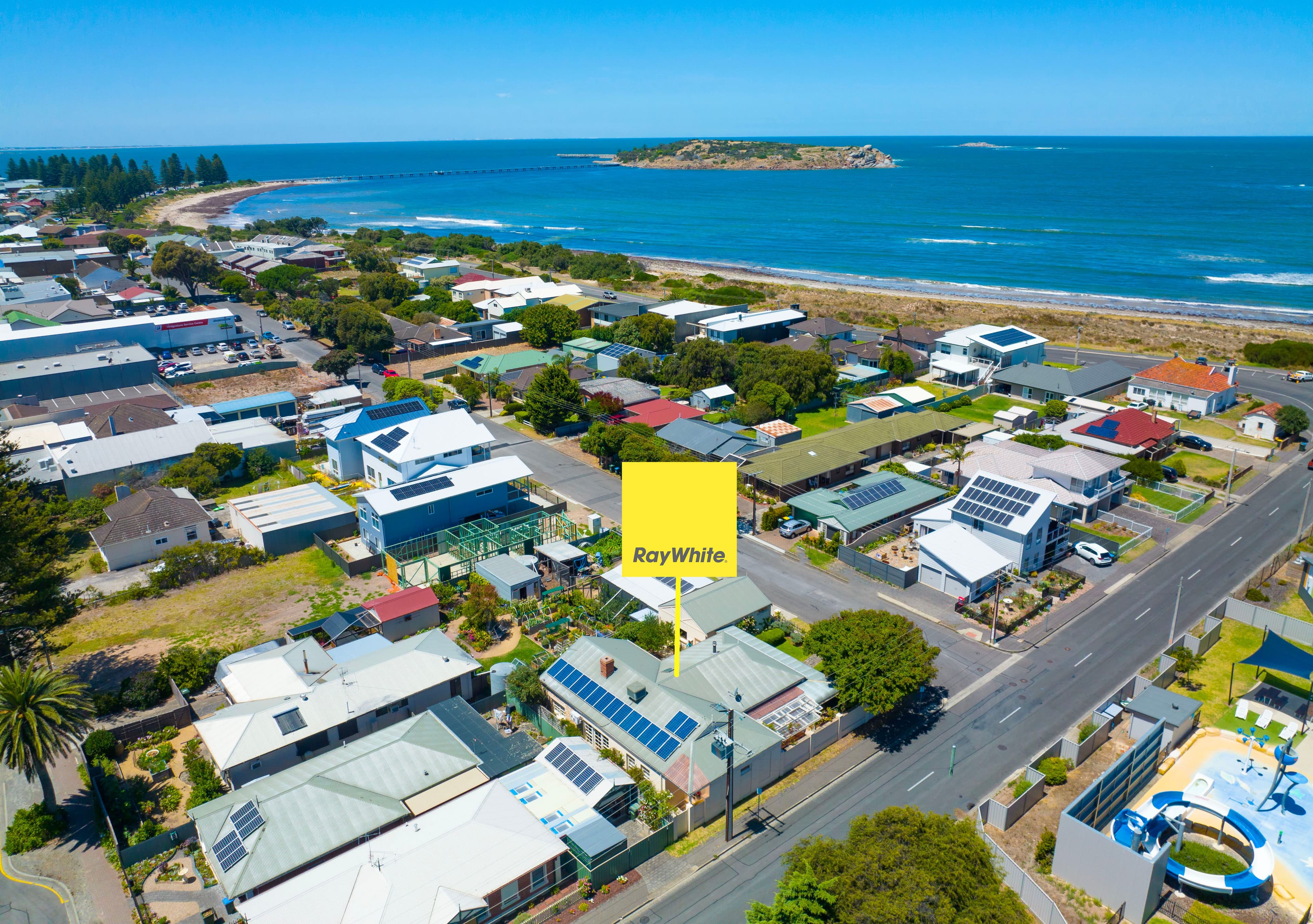 45 Newland Street, Victor Harbor SA 5211, Victor Harbor - Thumbnail 3