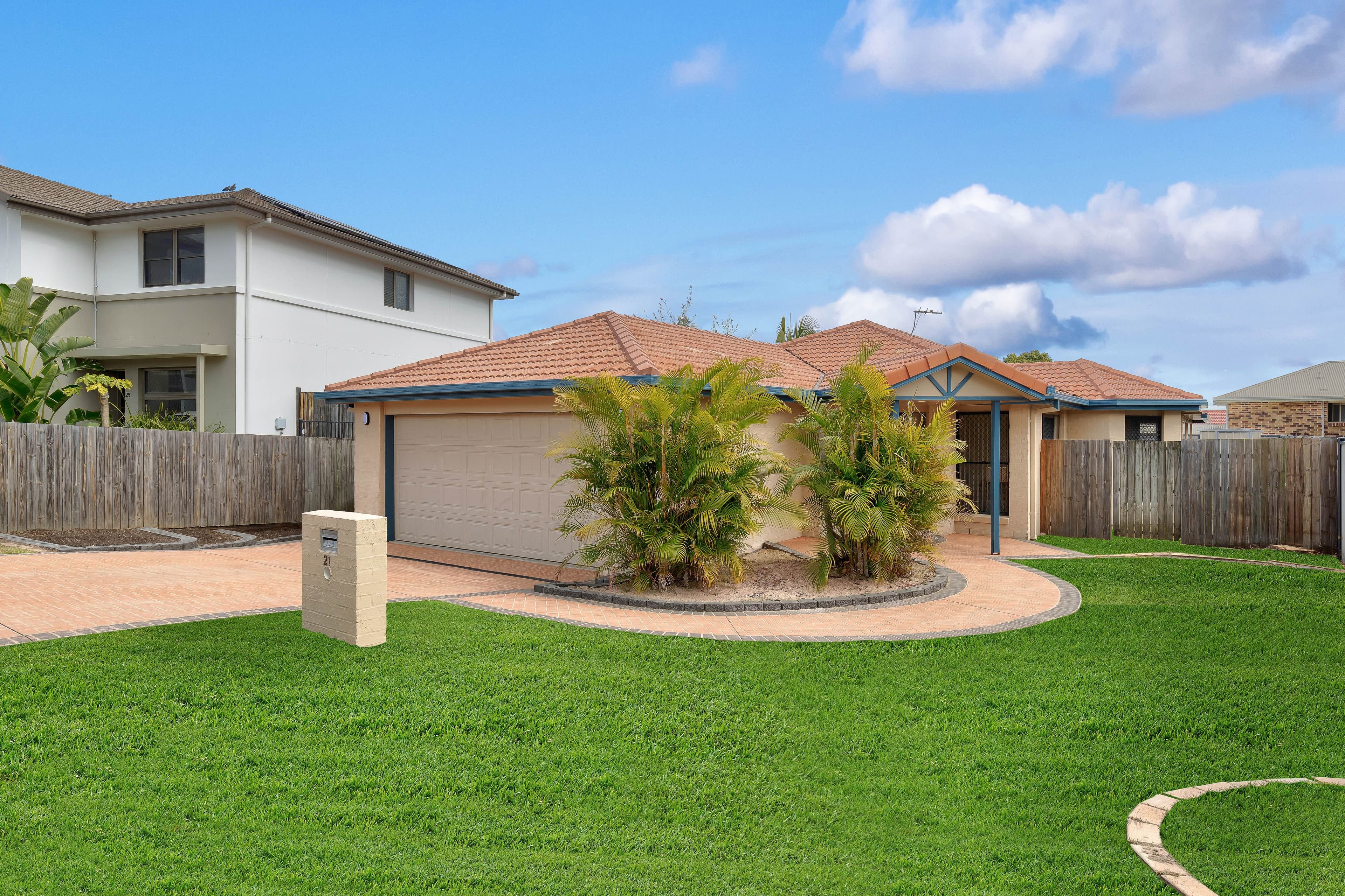 21 Somerset Place, Parkinson QLD 4115, Parkinson - Image 1